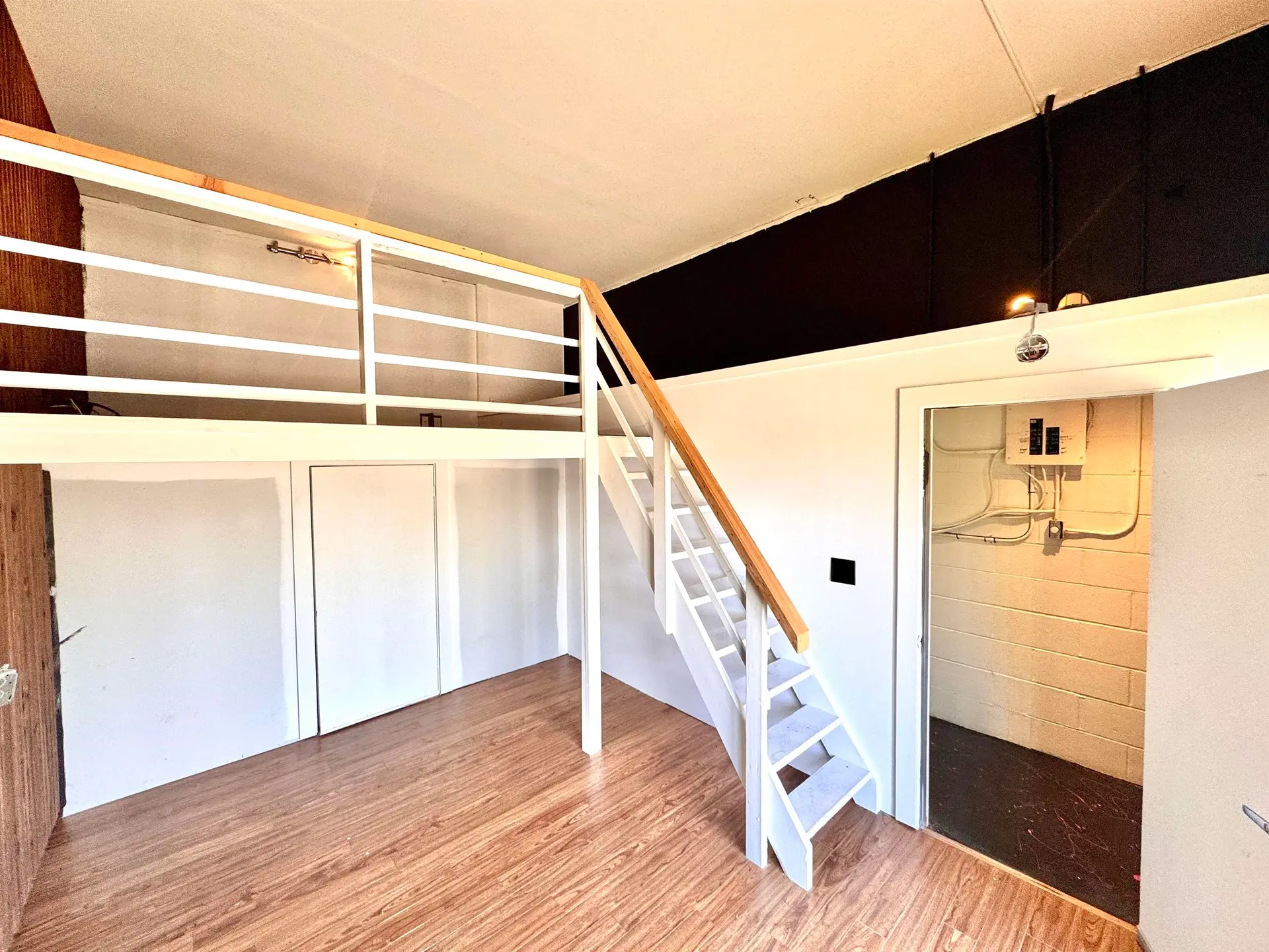 Property at #1 626 SHAW ROAD, Gibsons, BC