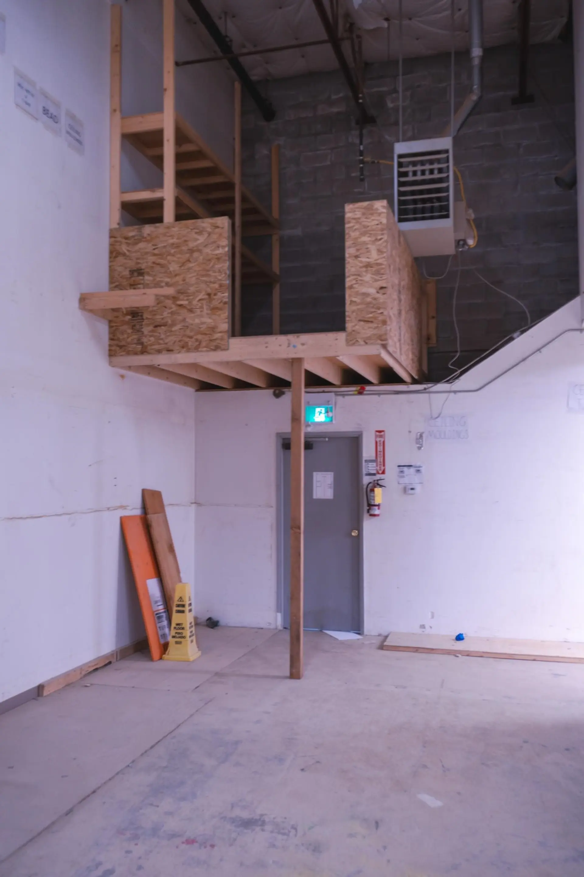 Property at 105-2544 DOUGLAS ROAD, Burnaby, BC