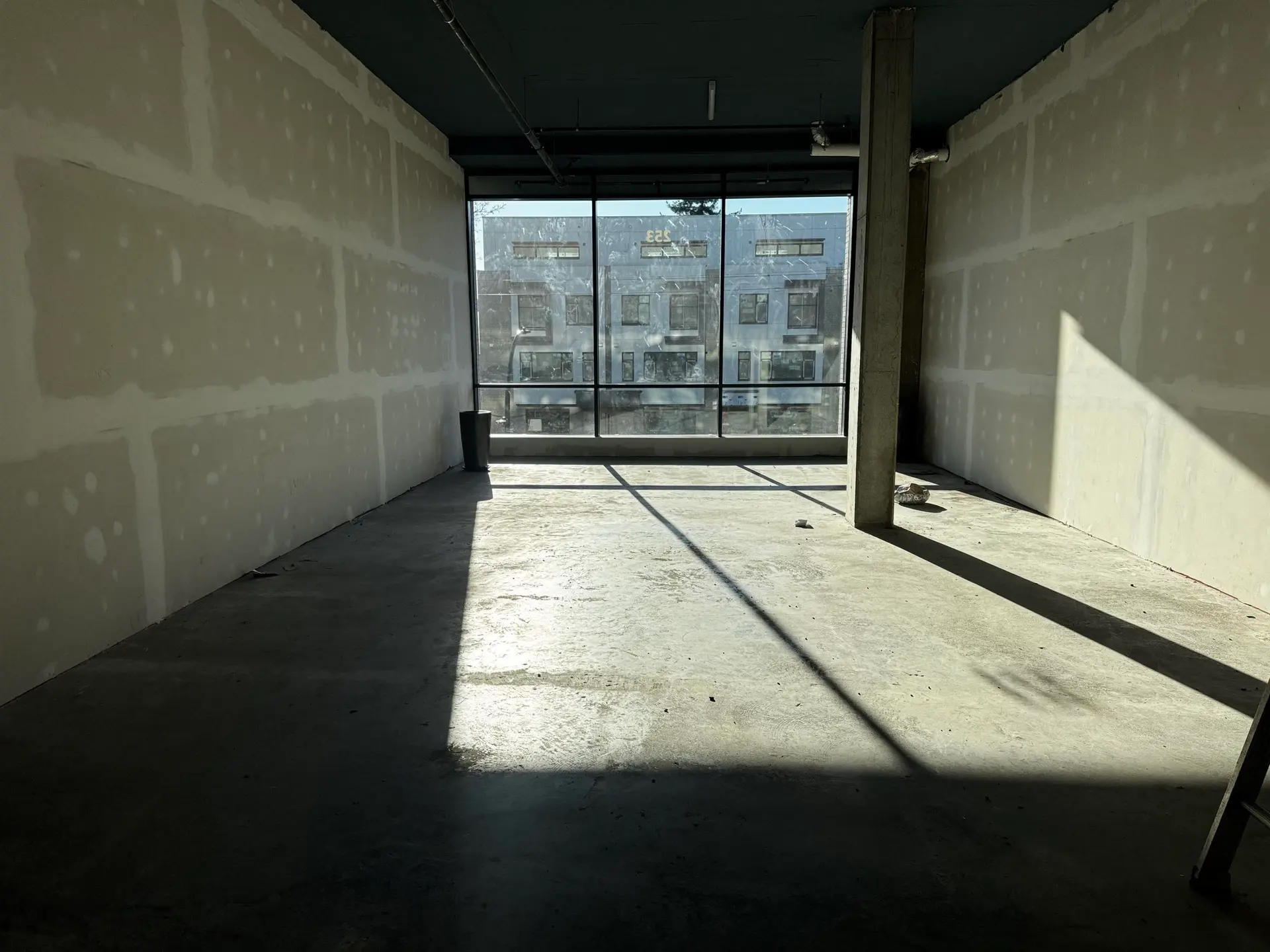 Property at #253 422 E 3RD STREET, North Vancouver, BC