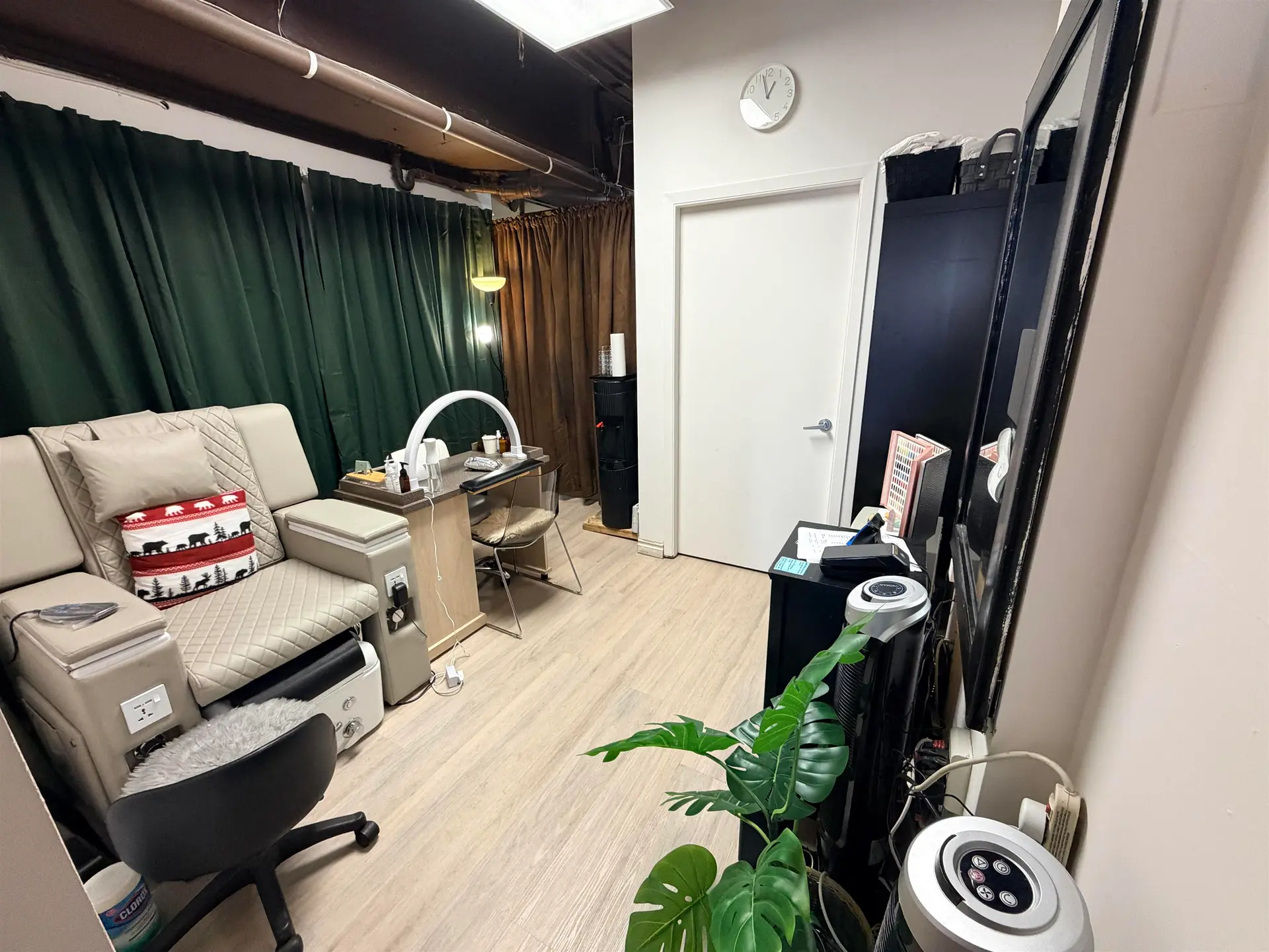 Property at #118073 CONFIDENCIAL, Vancouver, BC