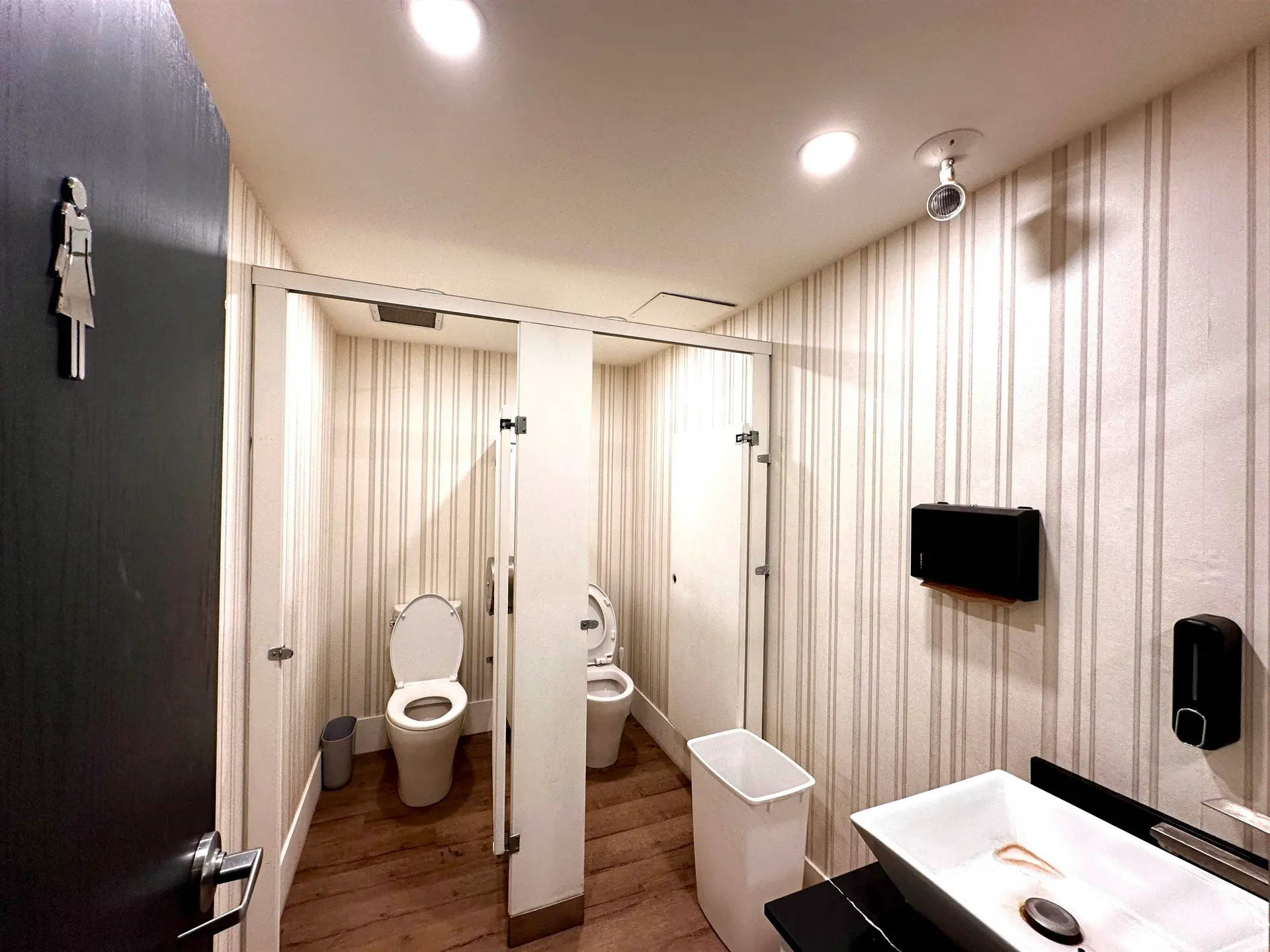 Property at #100 15057 MARINE DRIVE, White Rock, BC