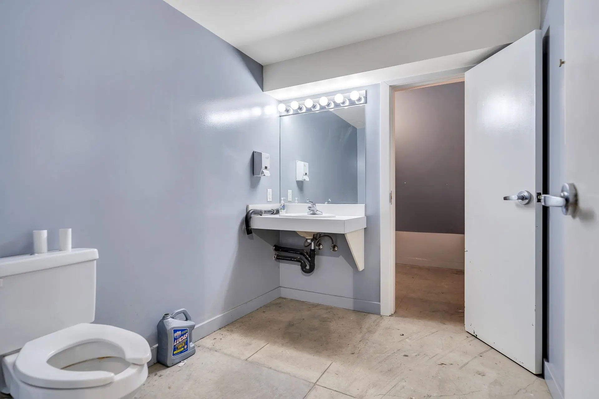 Property at #111 19289 LANGLEY BYPASS, Surrey, BC