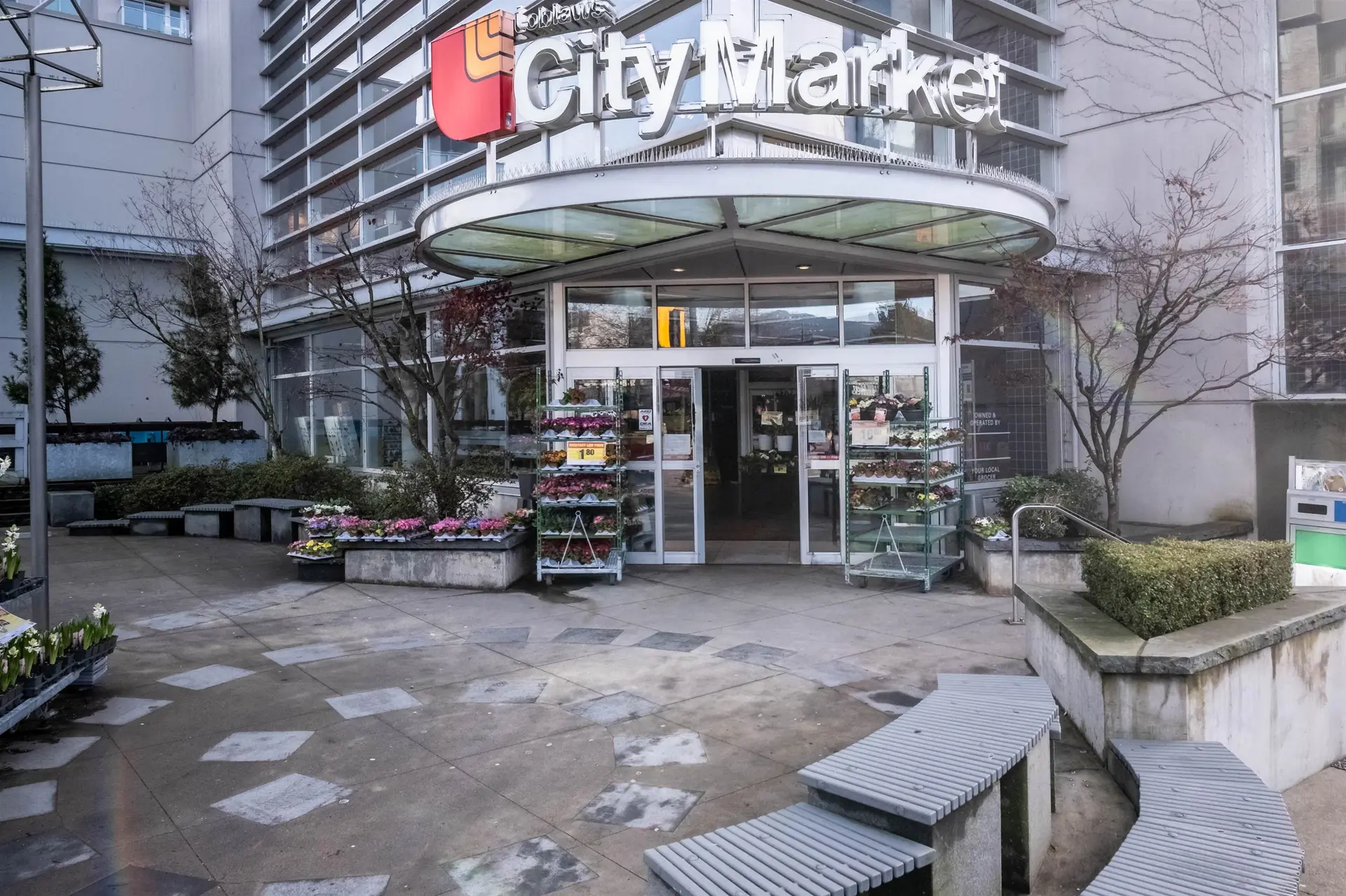 Property at 1598 LONSDALE AVENUE, North Vancouver, BC