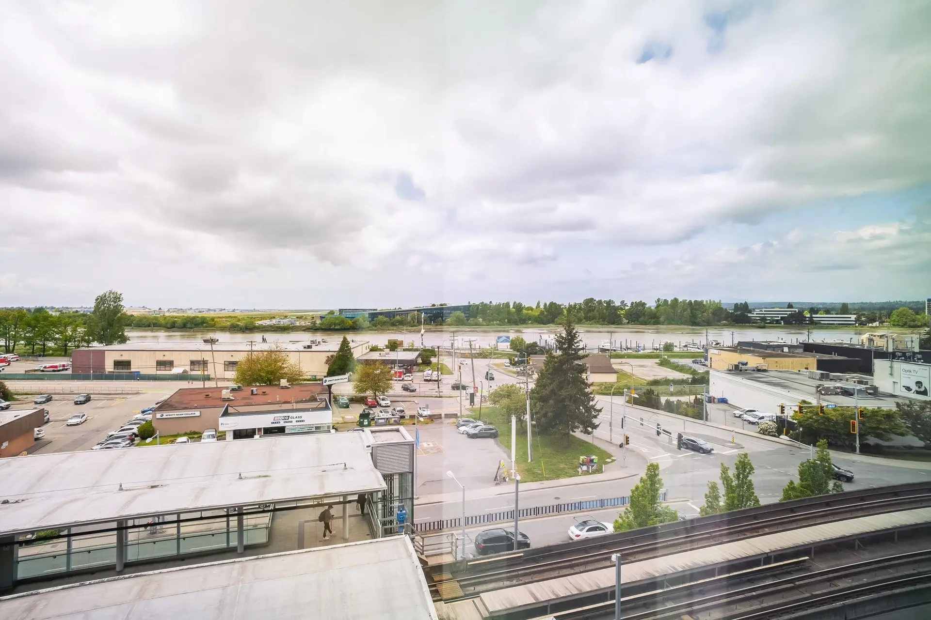 Property at #5165 4000 NO. 3 ROAD, Richmond, BC