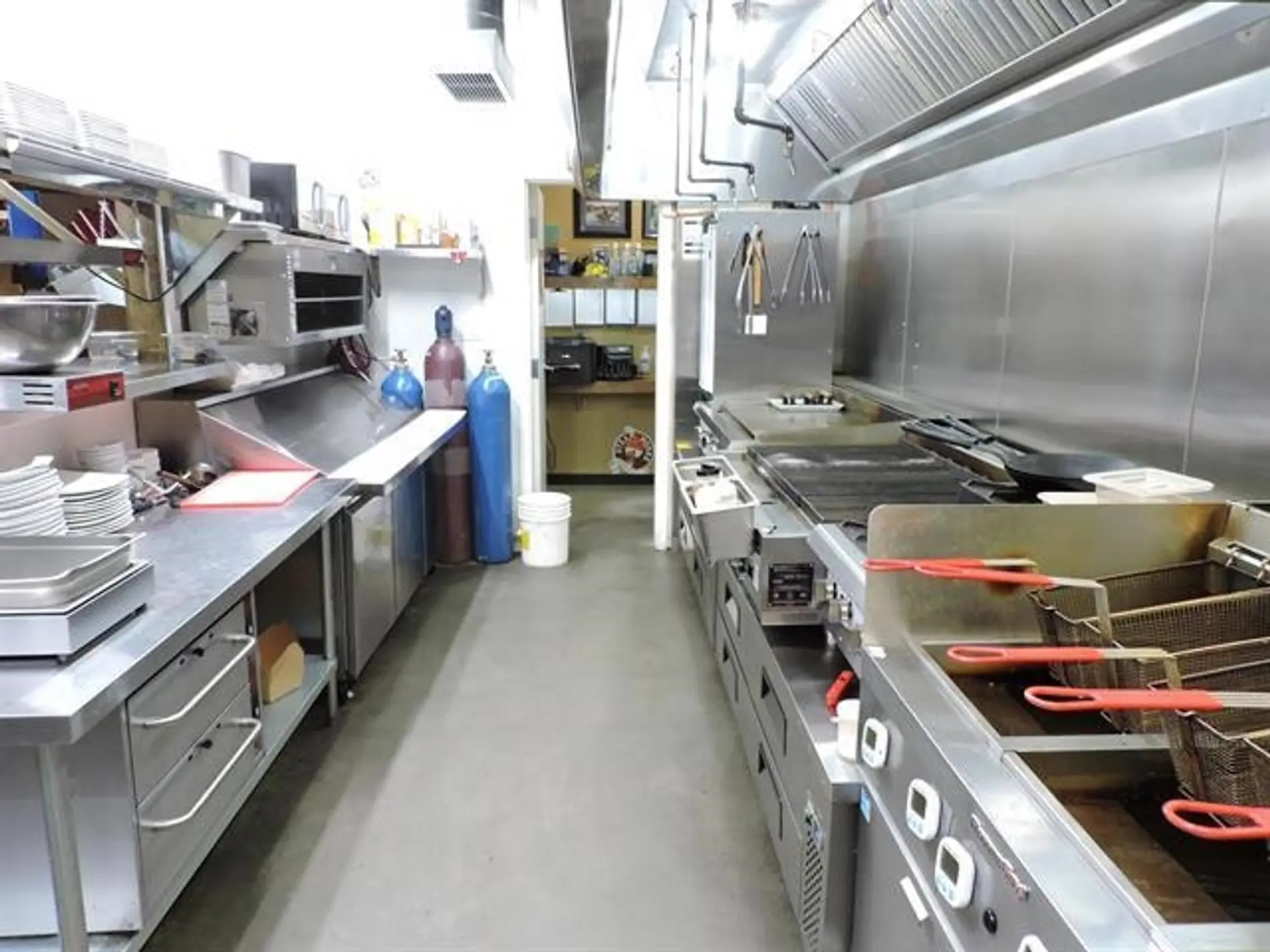 Property at 33321 1ST AVENUE, Mission, BC