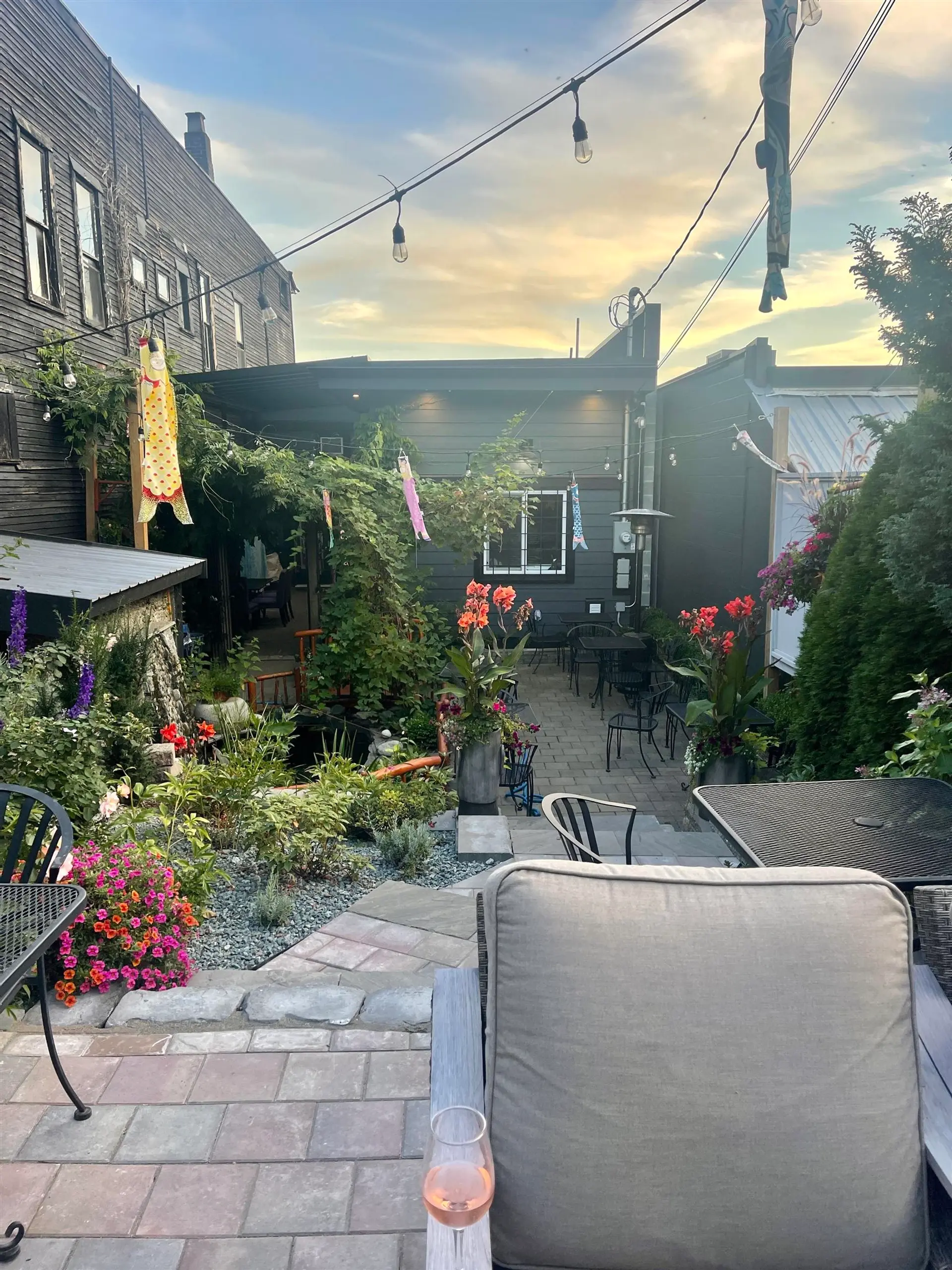 Property at 33057 1ST AVENUE, Mission, BC