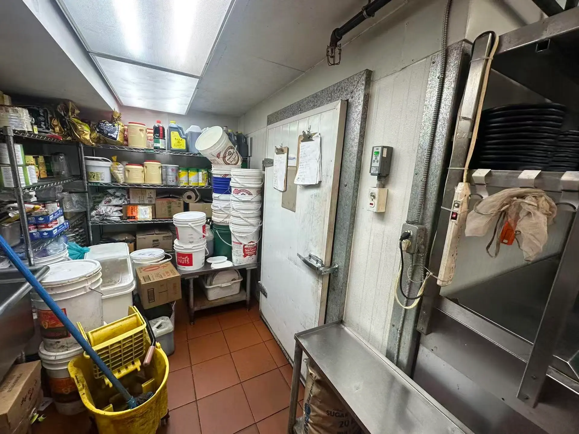 Property at #E 4877 KINGSWAY, Burnaby, BC