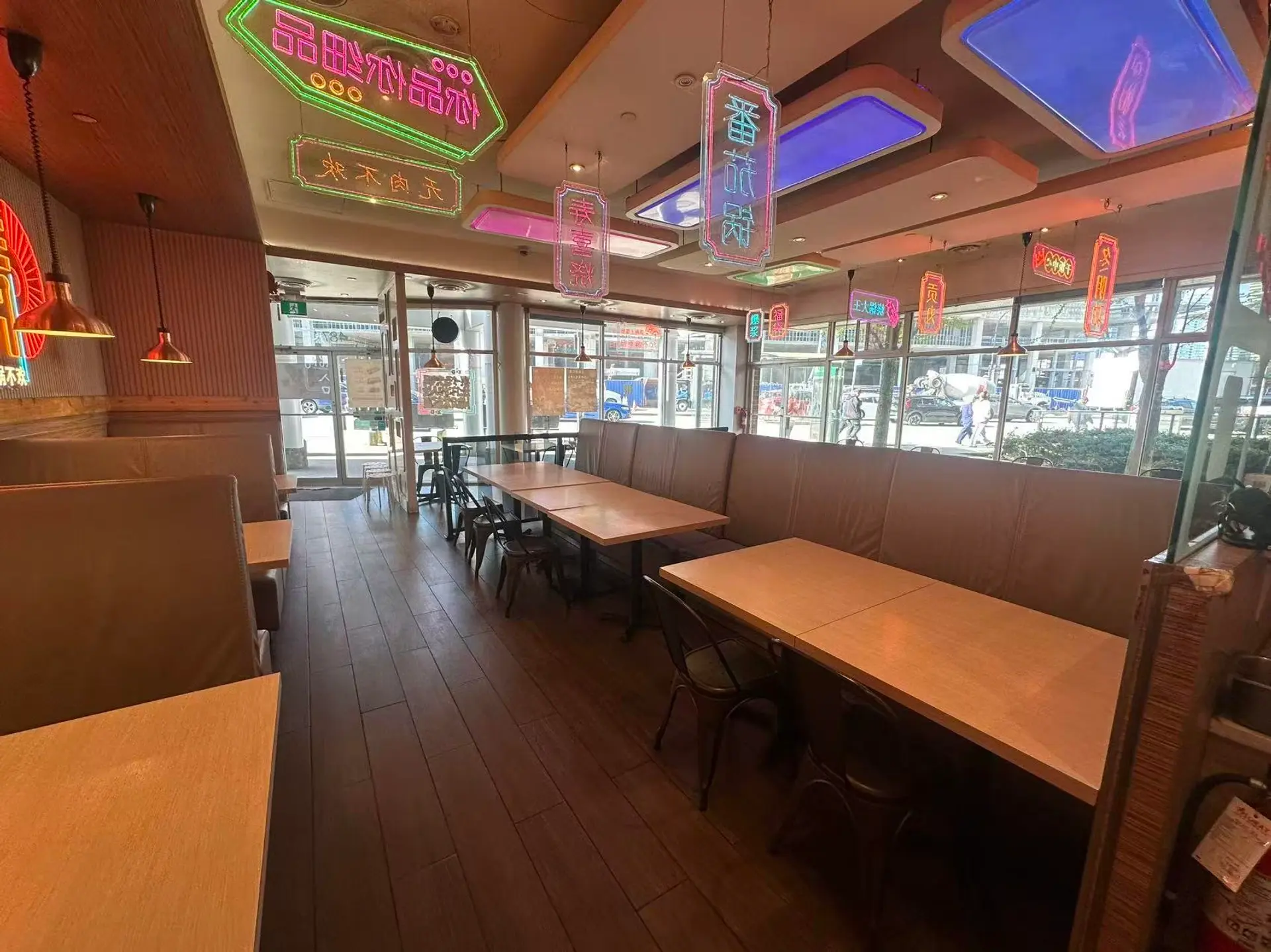 Property at #E 4877 KINGSWAY, Burnaby, BC