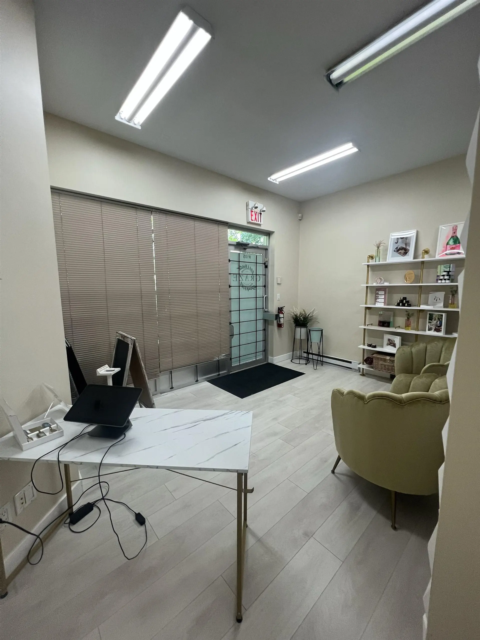 #105 3993 HENNING DRIVE - Image 7