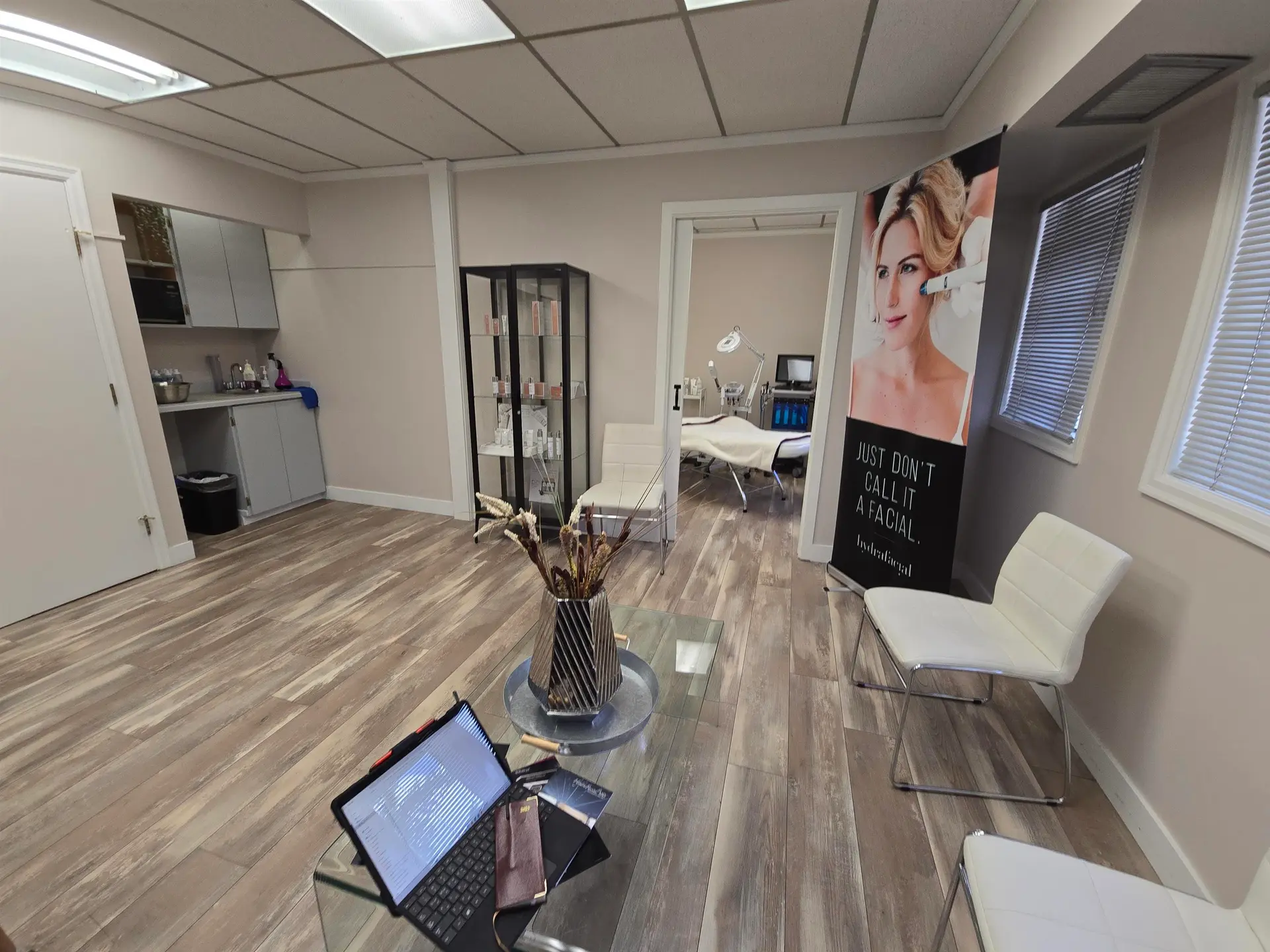 Property at #201 2189 AUSTIN AVENUE, Coquitlam, BC