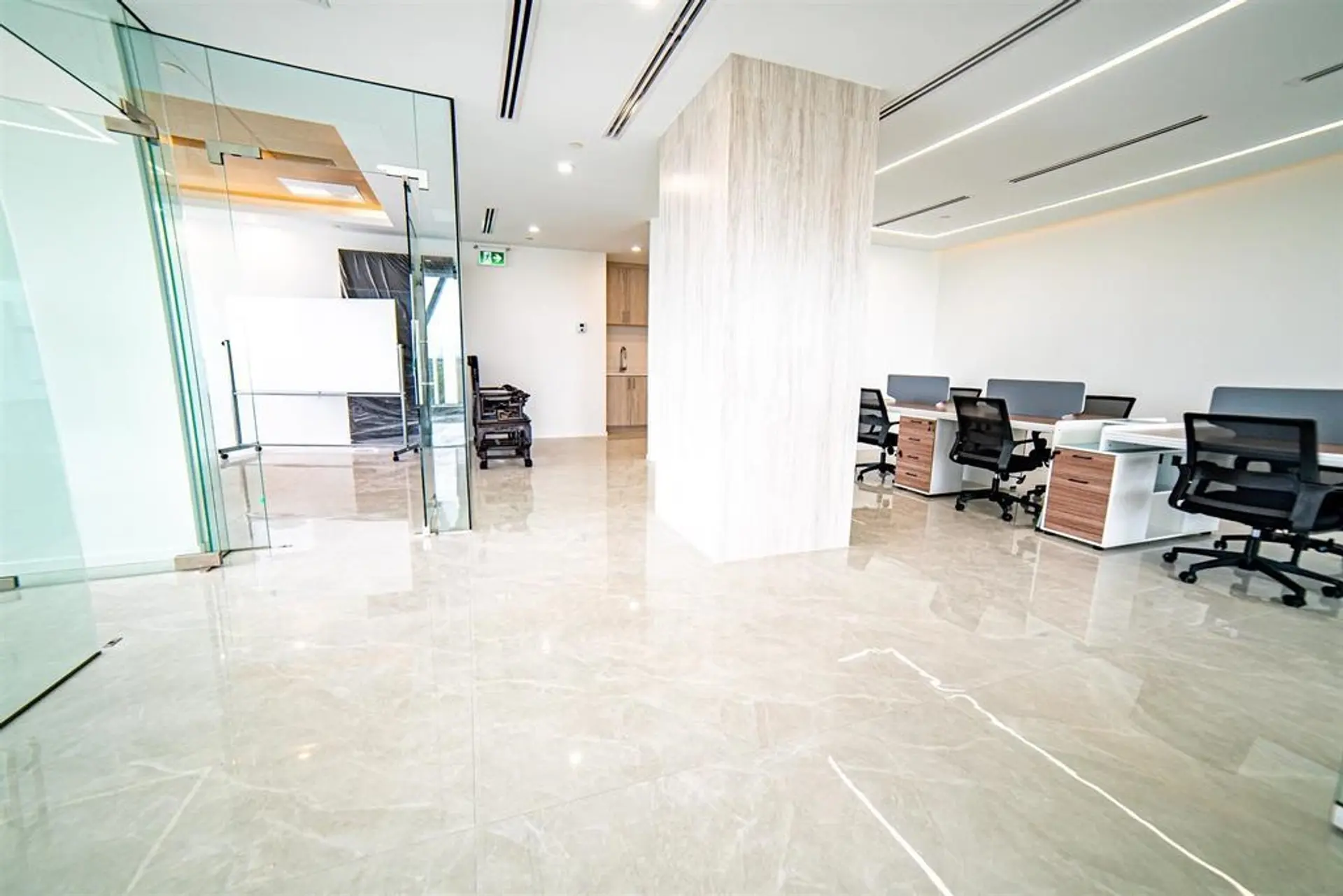 Property at #915 6388 NO. 3 ROAD, Richmond, BC