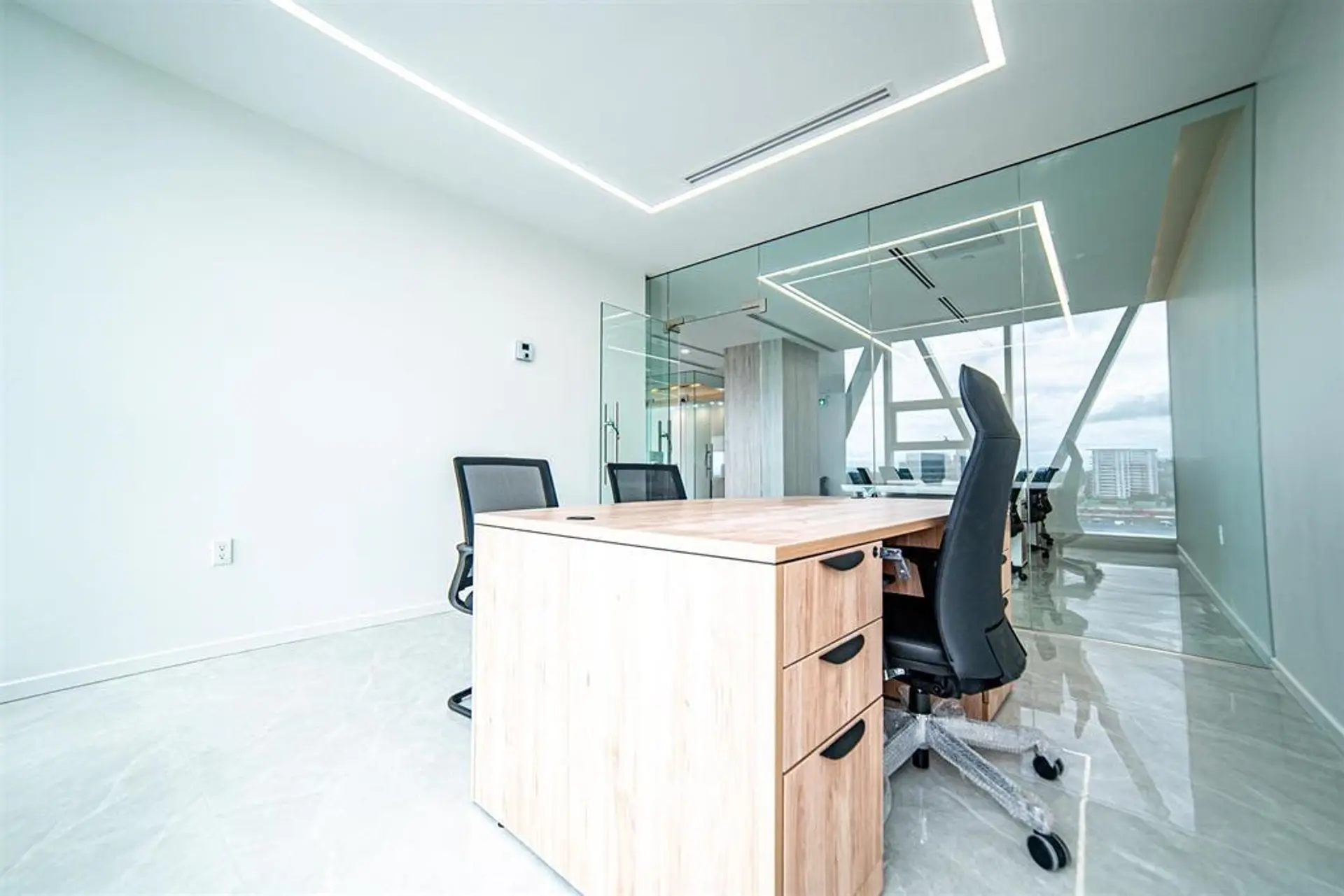 Property at #915 6388 NO. 3 ROAD, Richmond, BC