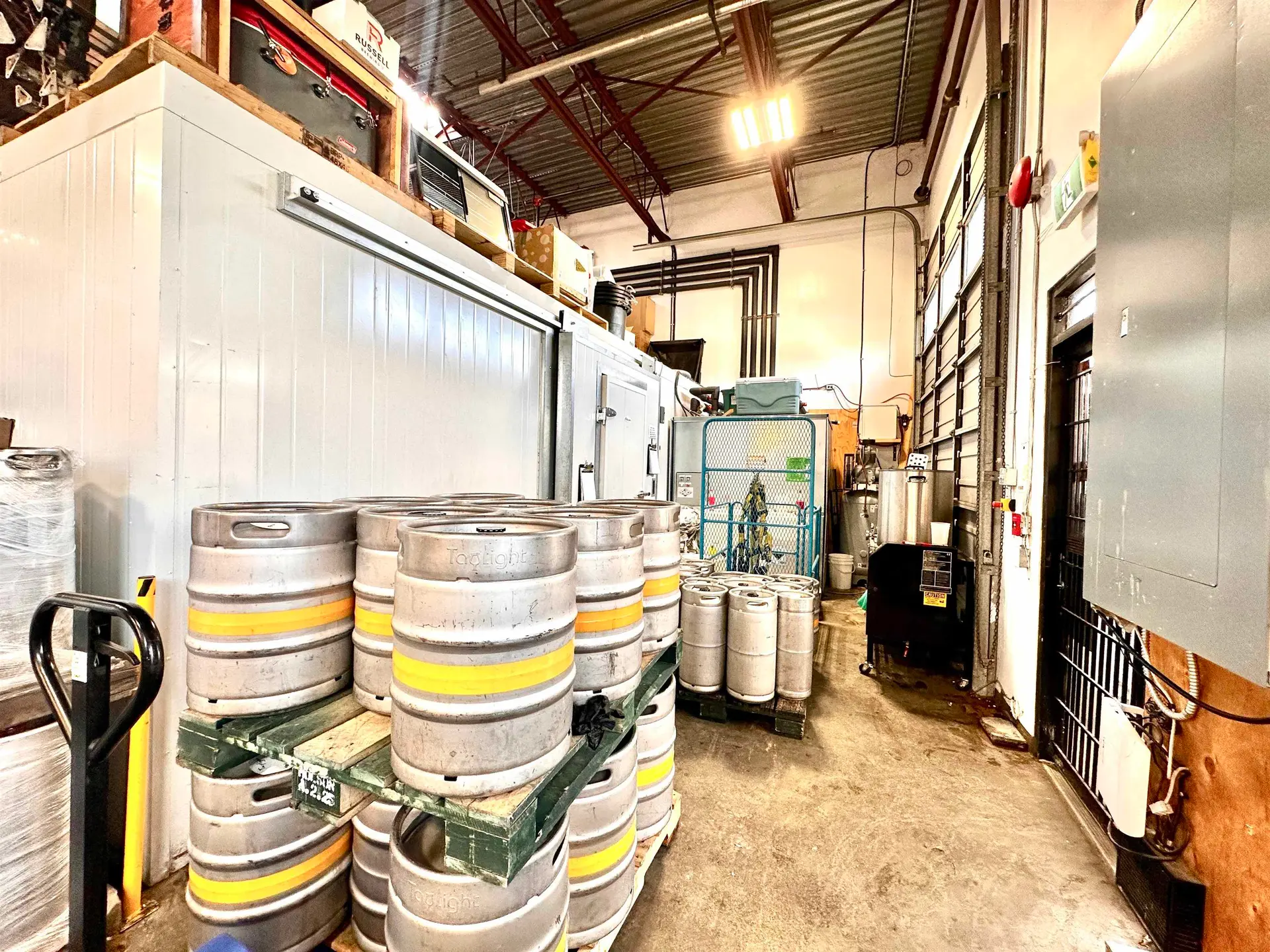 Property at #402 1485 COAST MERIDIAN ROAD, Port Coquitlam, BC