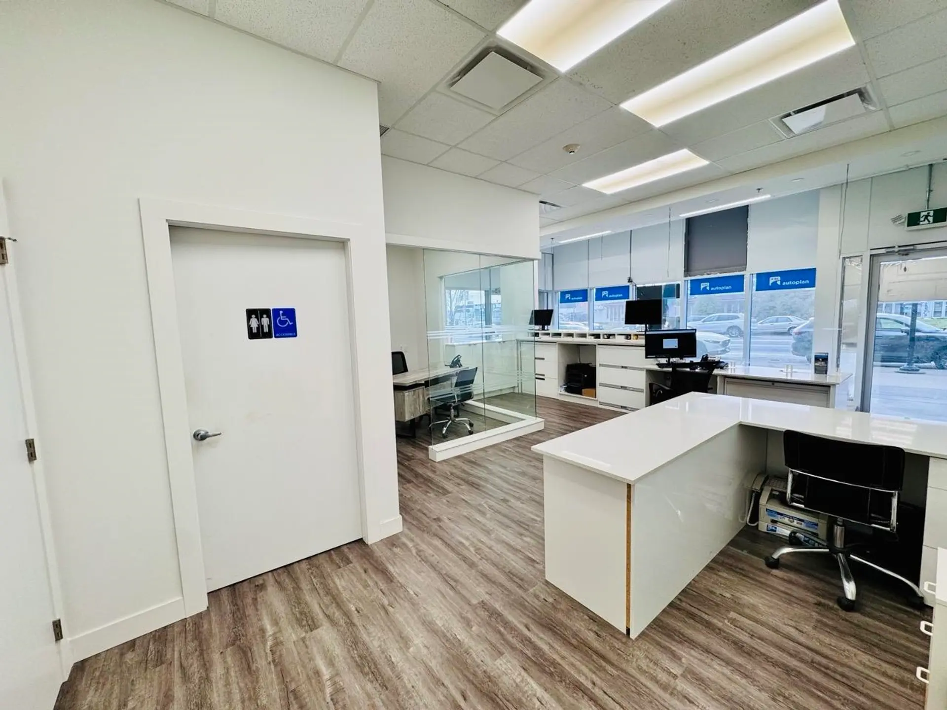 Property at #105 6281 KINGSWAY, Burnaby, BC