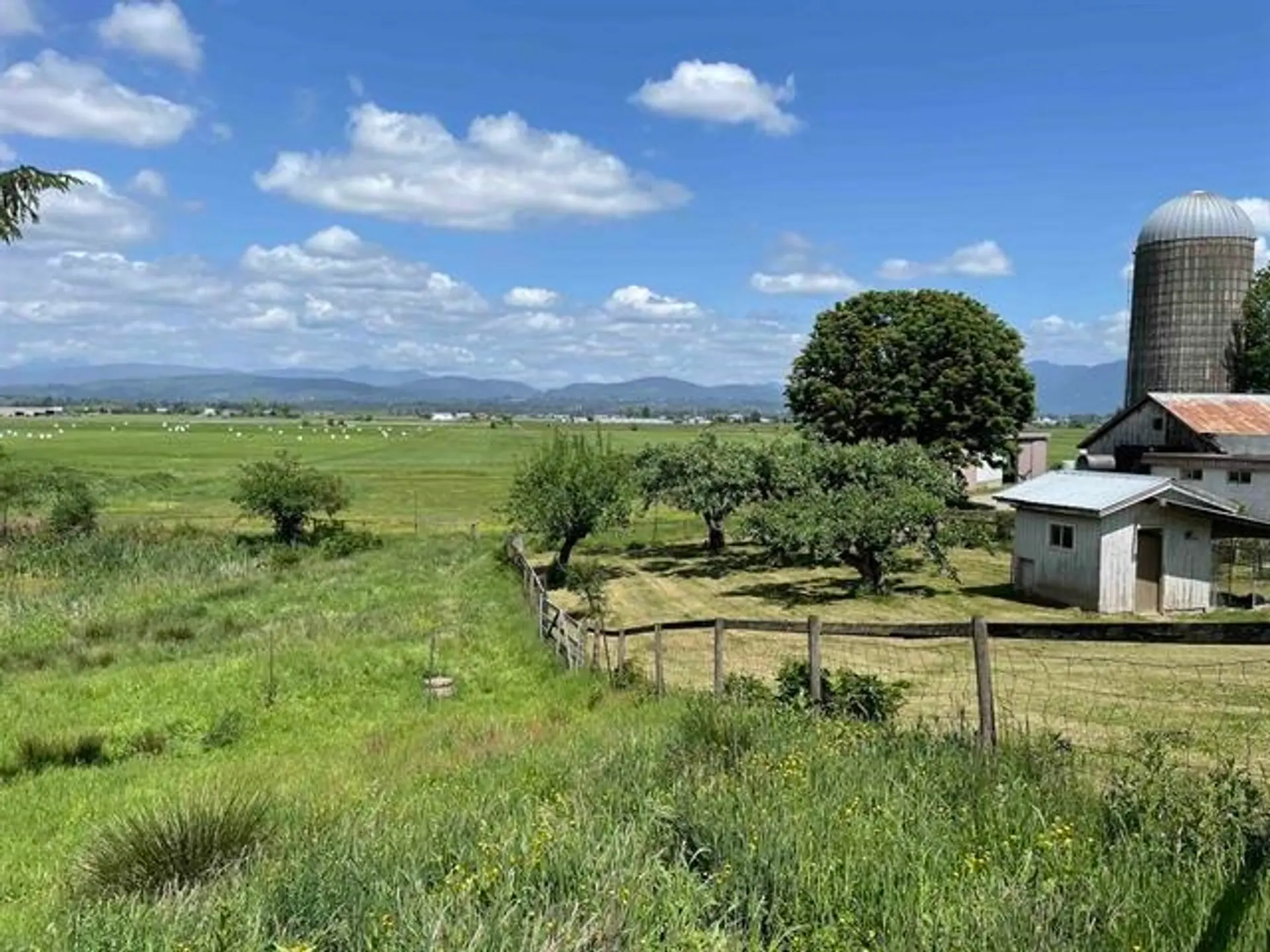 Property at 32383 DOWNES ROAD, Abbotsford, BC