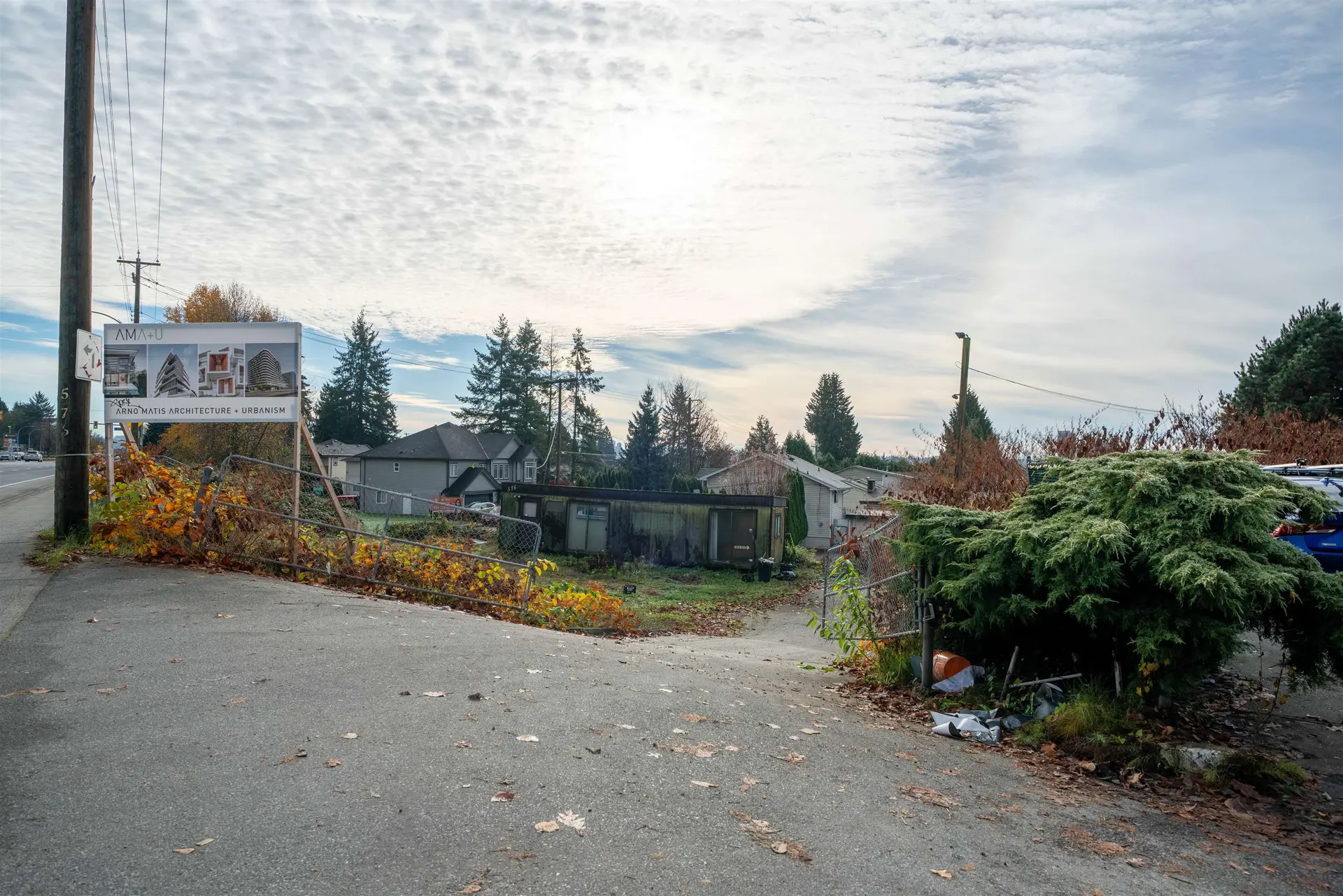 Property at B 576 LOUGHEED HIGHWAY, Coquitlam, BC