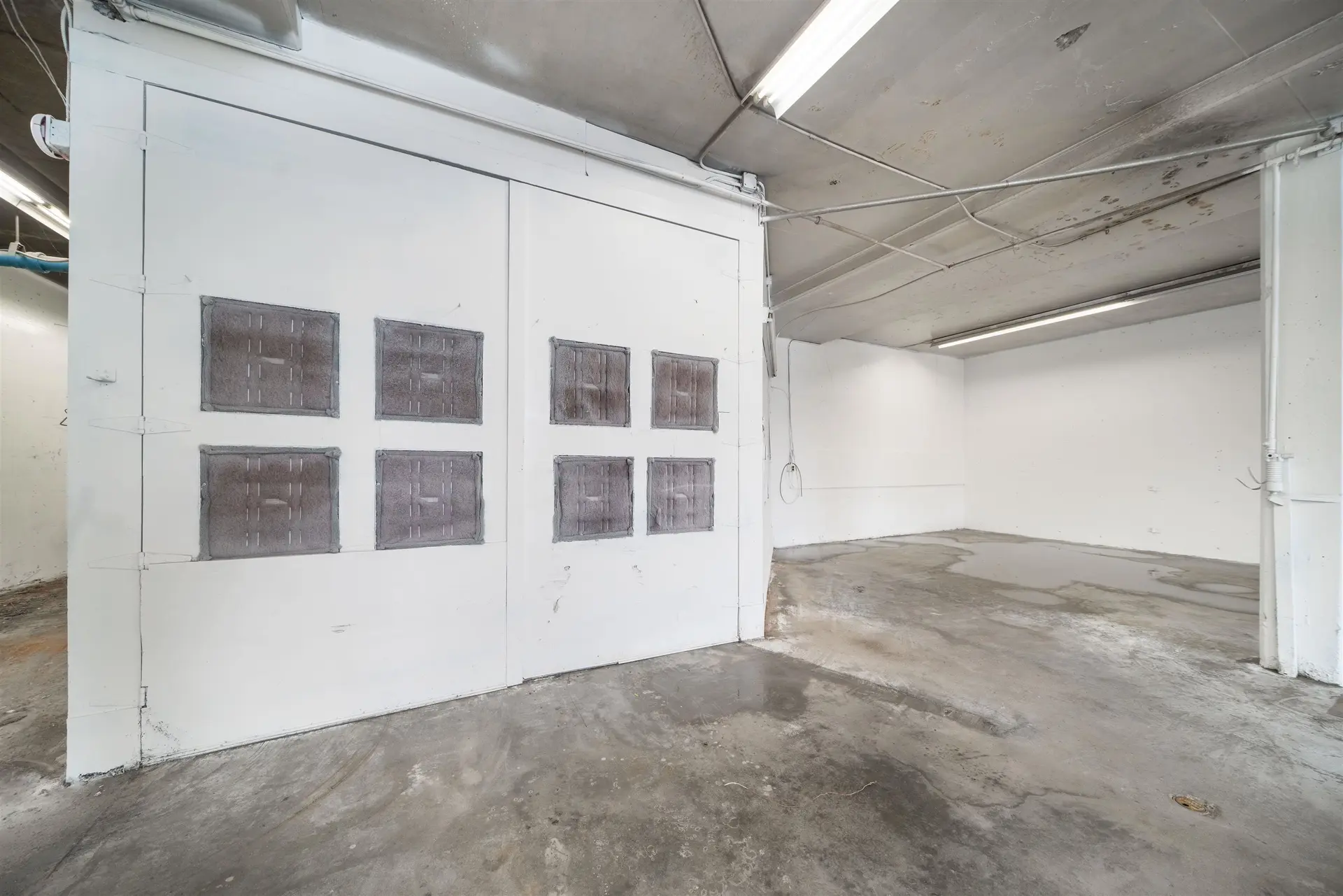 Property at B 576 LOUGHEED HIGHWAY, Coquitlam, BC