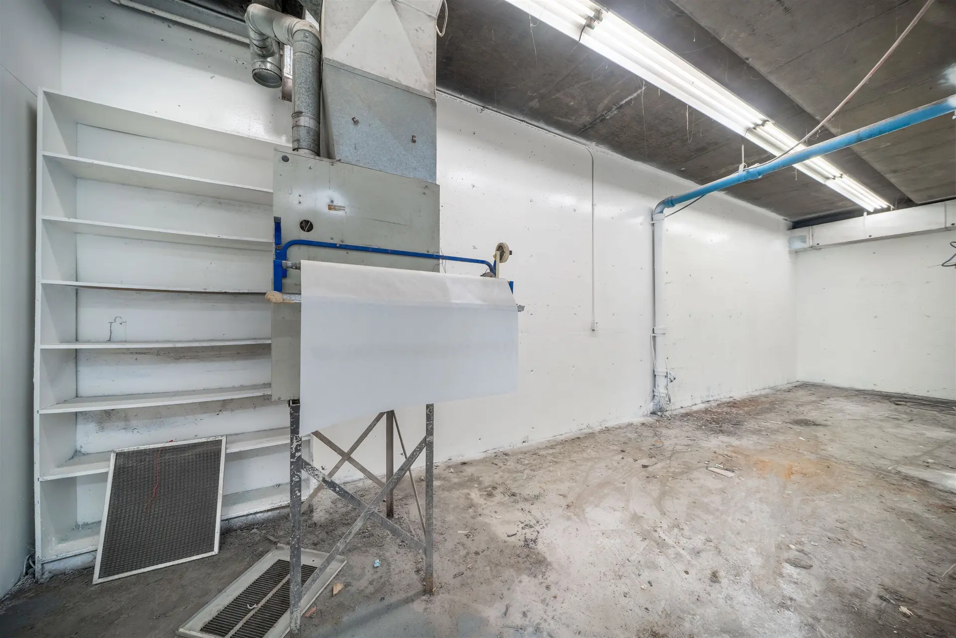 Property at B 576 LOUGHEED HIGHWAY, Coquitlam, BC