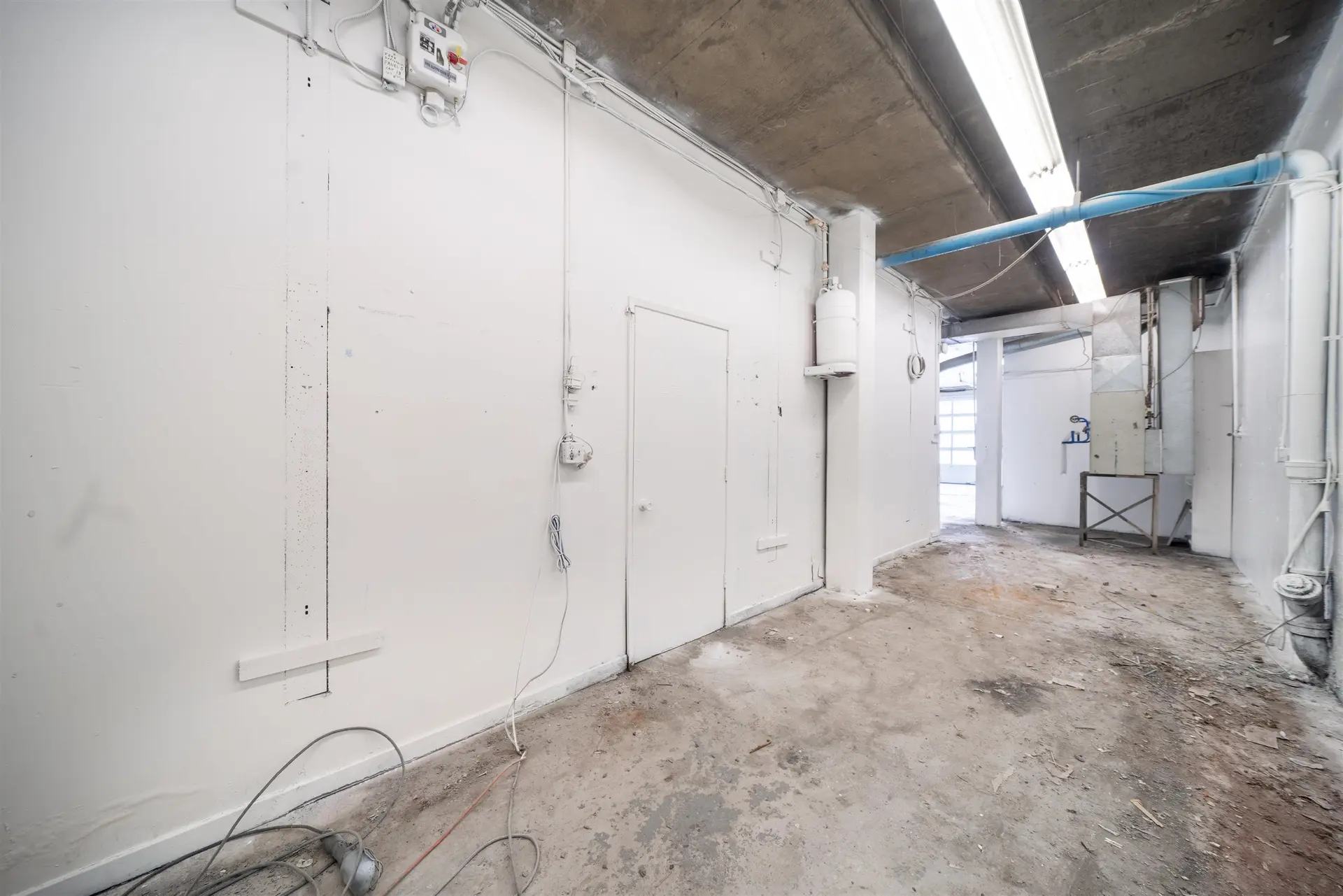 Property at B 576 LOUGHEED HIGHWAY, Coquitlam, BC