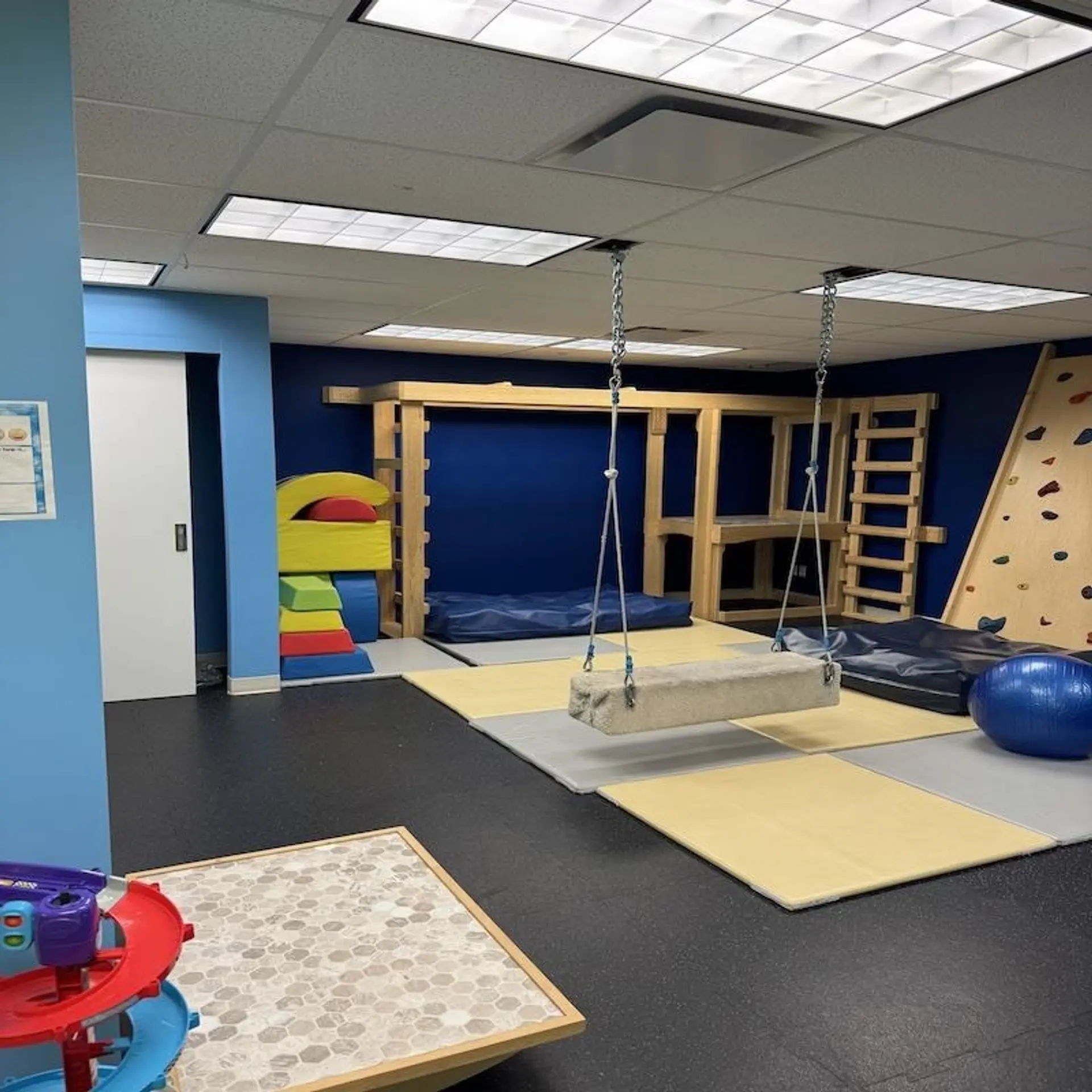 Property at #102 2664 KINGSWAY AVENUE, Port Coquitlam, BC