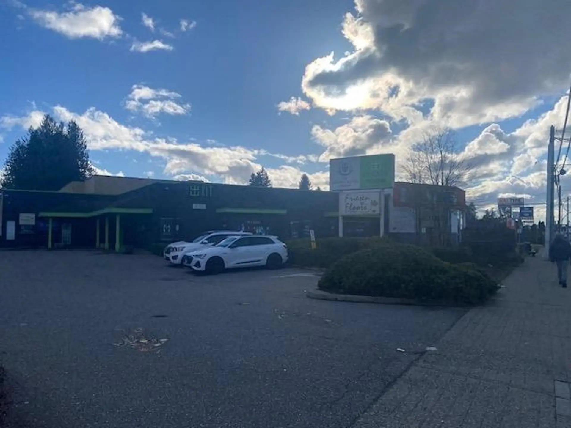 Property at #2 31726 SOUTH FRASER WAY, Abbotsford, BC