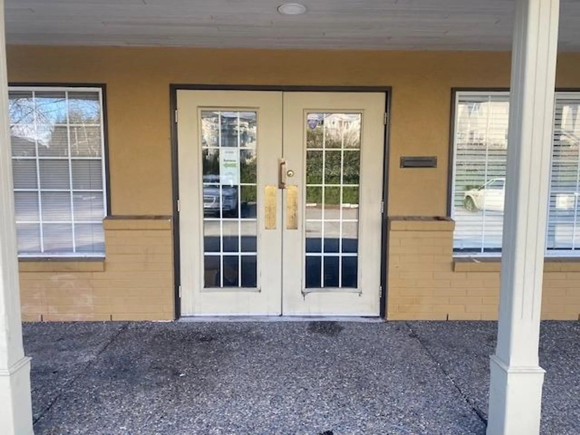 Property at #2 31726 SOUTH FRASER WAY, Abbotsford, BC