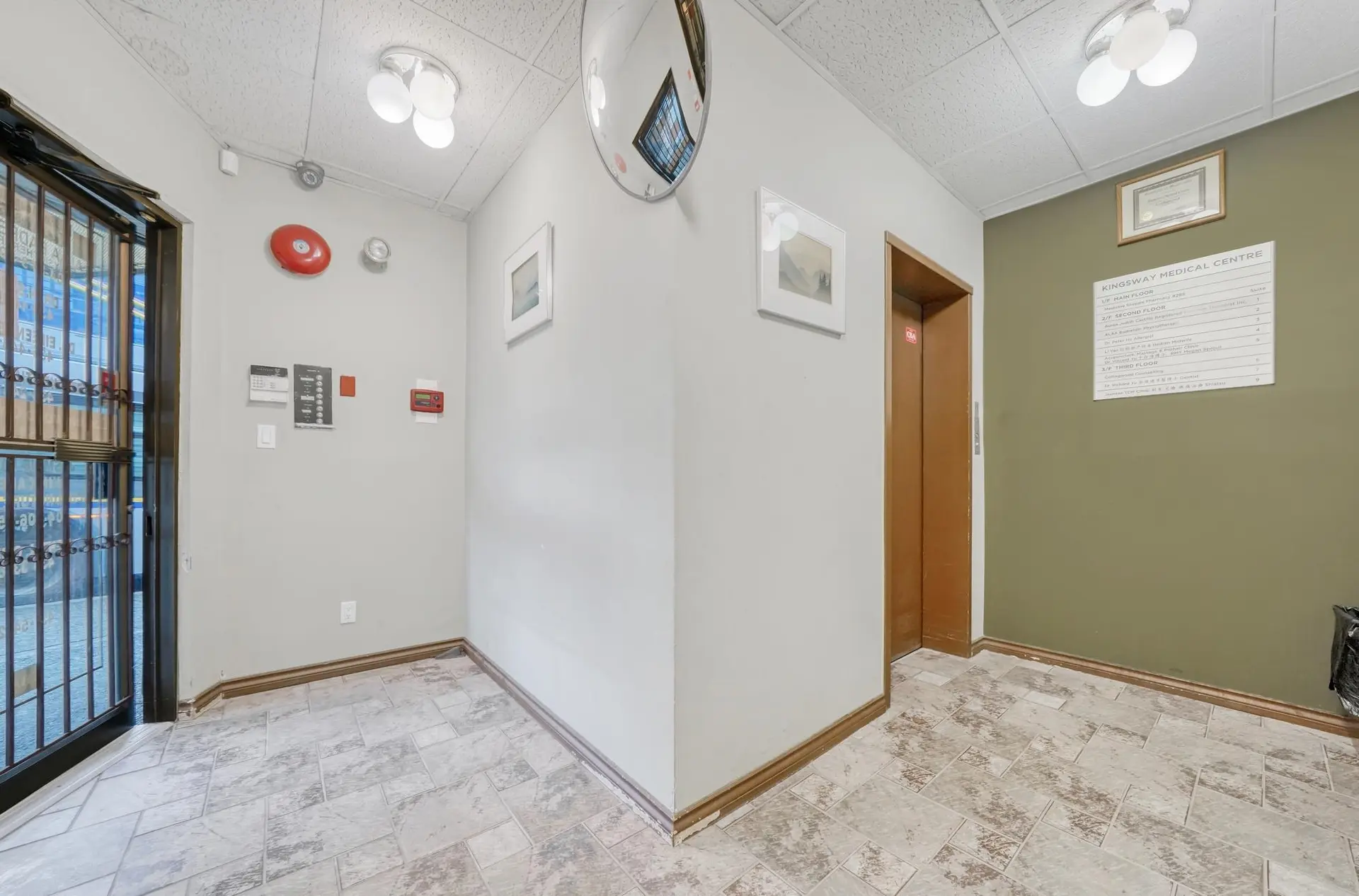 Property at #2 3039 KINGSWAY, Vancouver, BC