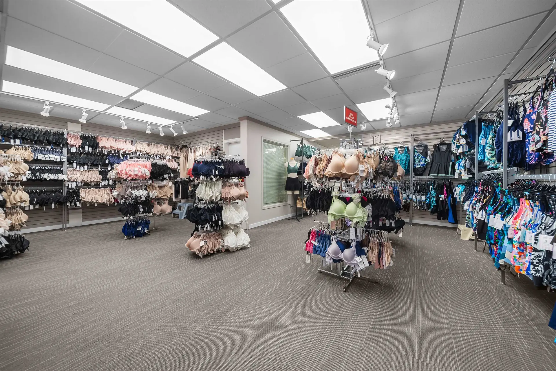 Property at #4 2630 BOURQUIN CRESCENT, Abbotsford, BC