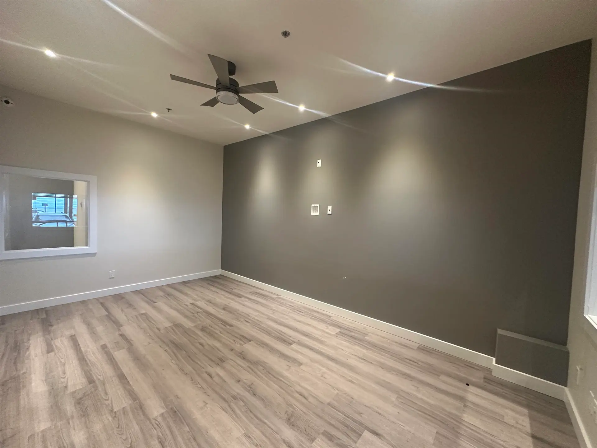 Property at #5 4720 SUNSHINE COAST HIGHWAY, Sechelt, BC