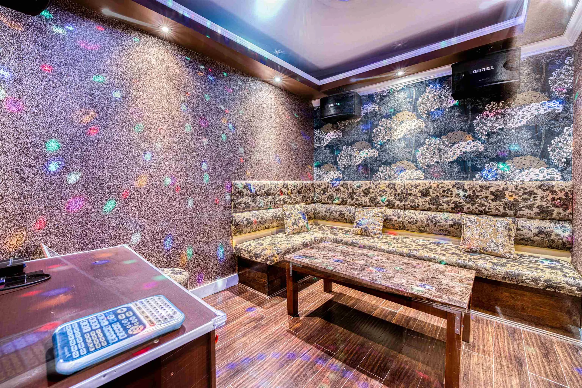 Property at #105B 15290 103A AVENUE, Surrey, BC