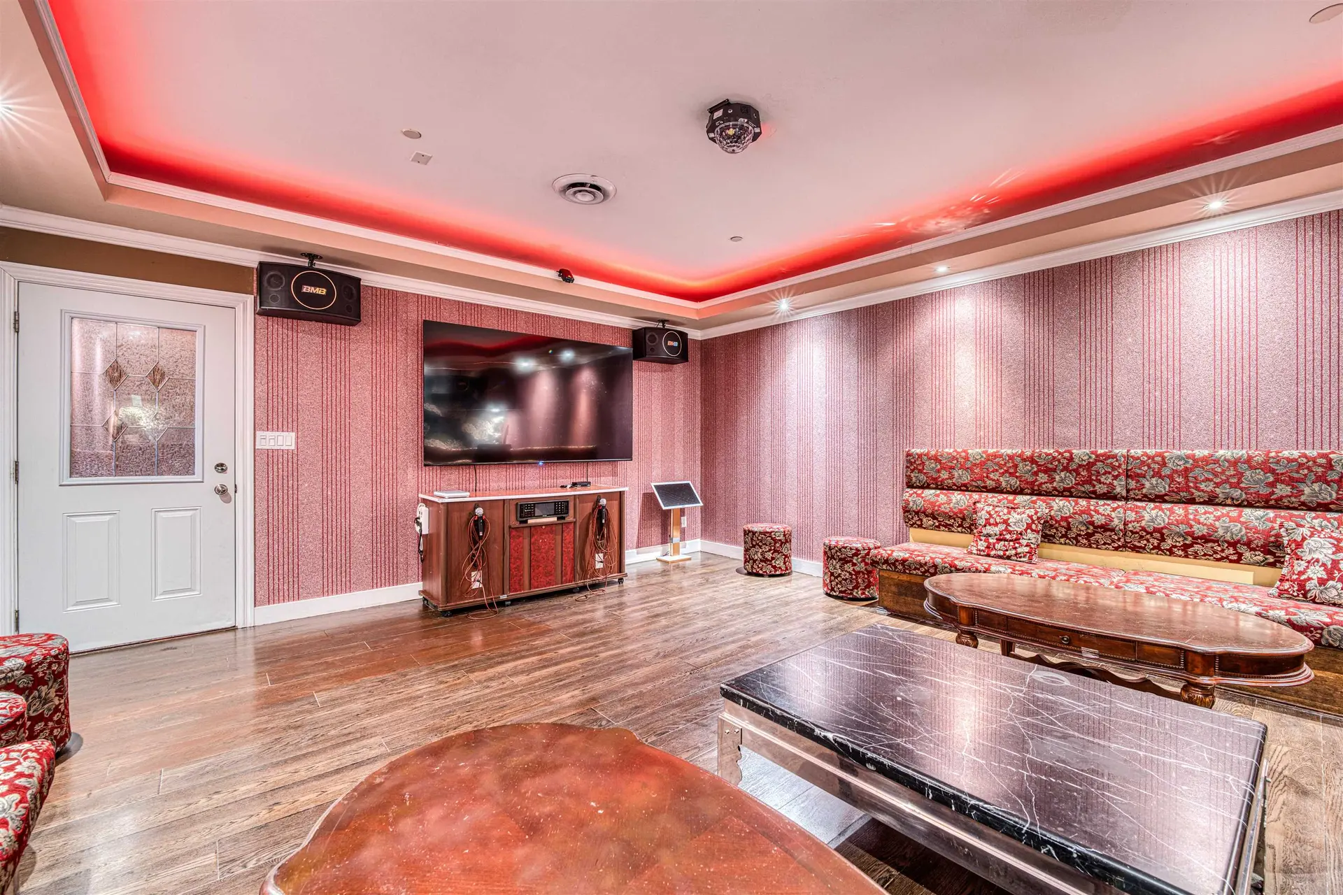 Property at #105B 15290 103A AVENUE, Surrey, BC