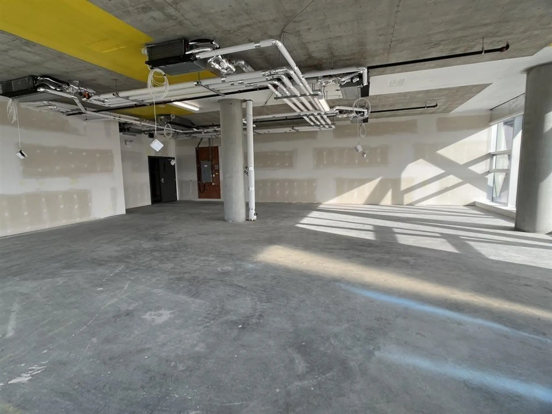 Property at #615 6388 NO. 3 ROAD, Richmond, BC