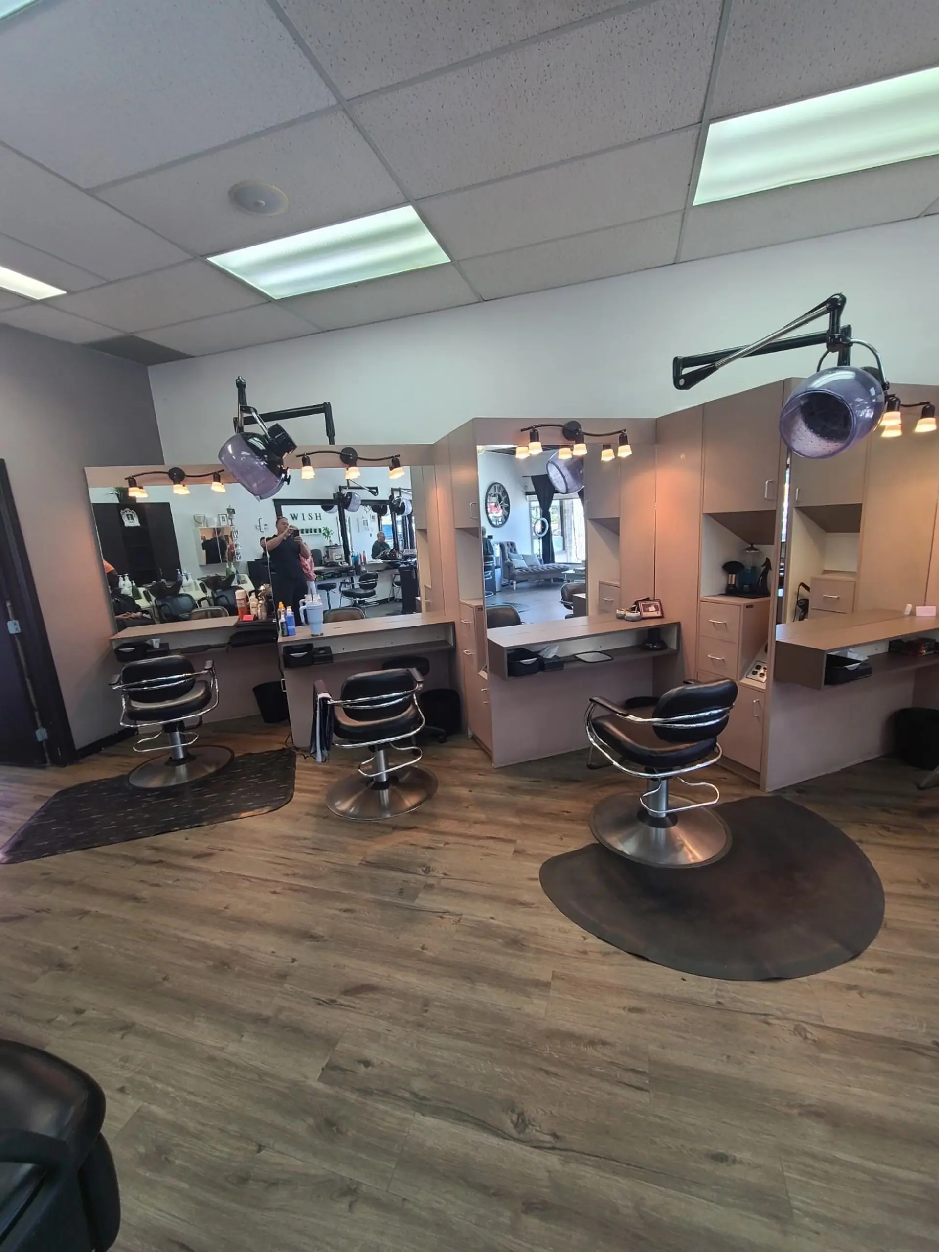 Property at 2336 KING GEORGE BOULEVARD, Surrey, BC