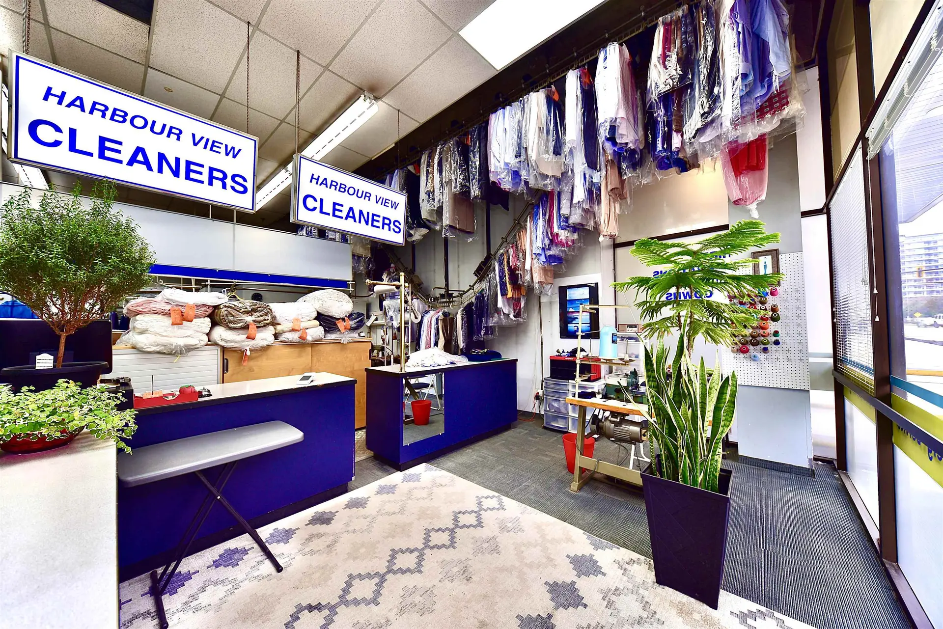 Property at 214 W ESPLANADE AVENUE, North Vancouver, BC