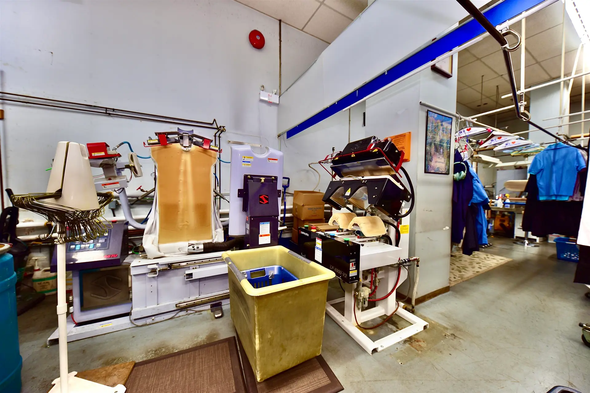 Property at 214 W ESPLANADE AVENUE, North Vancouver, BC