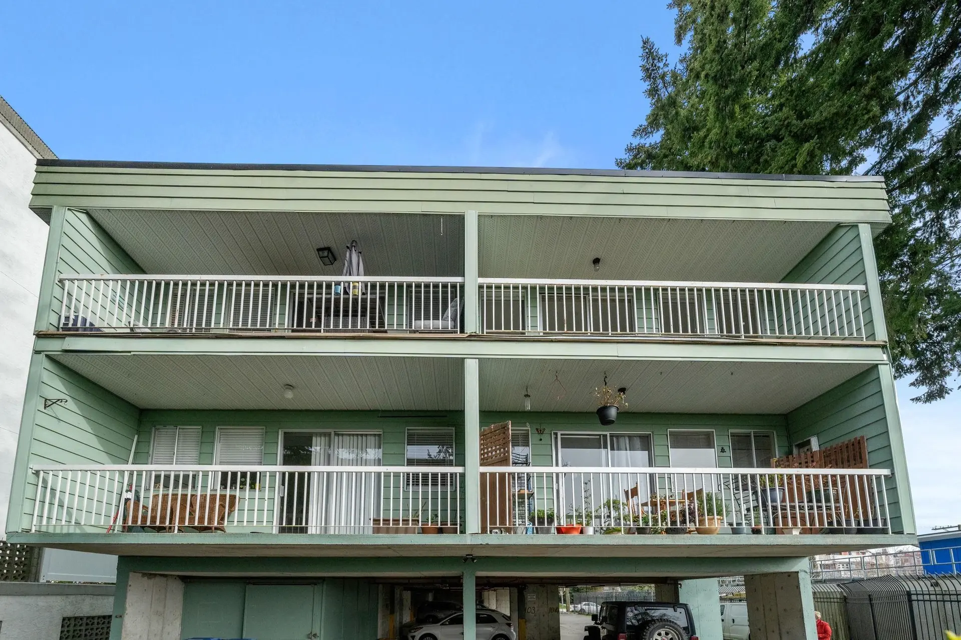 Property at 15318 NORTH BLUFF ROAD, White Rock, BC