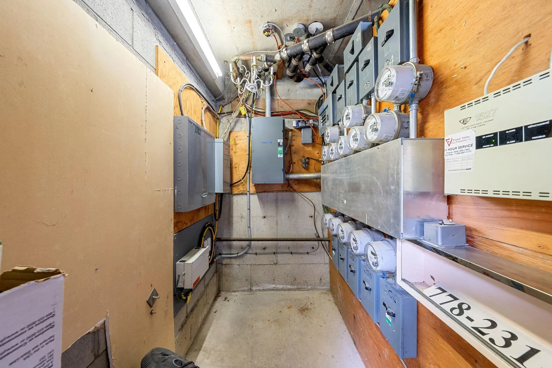 Property at 15318 NORTH BLUFF ROAD, White Rock, BC