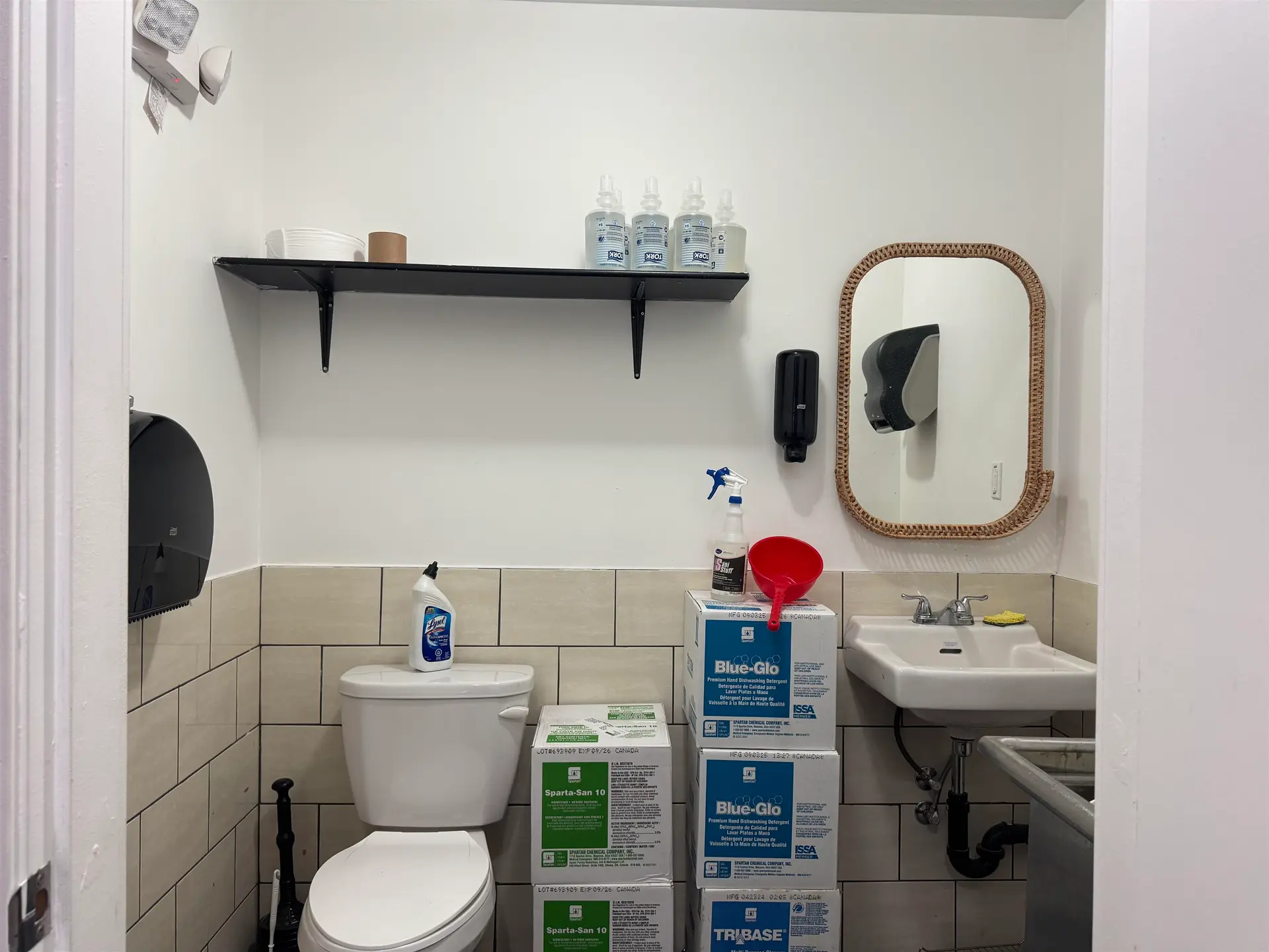 Property at 22446 LOUGHEED HIGHWAY, Maple Ridge, BC