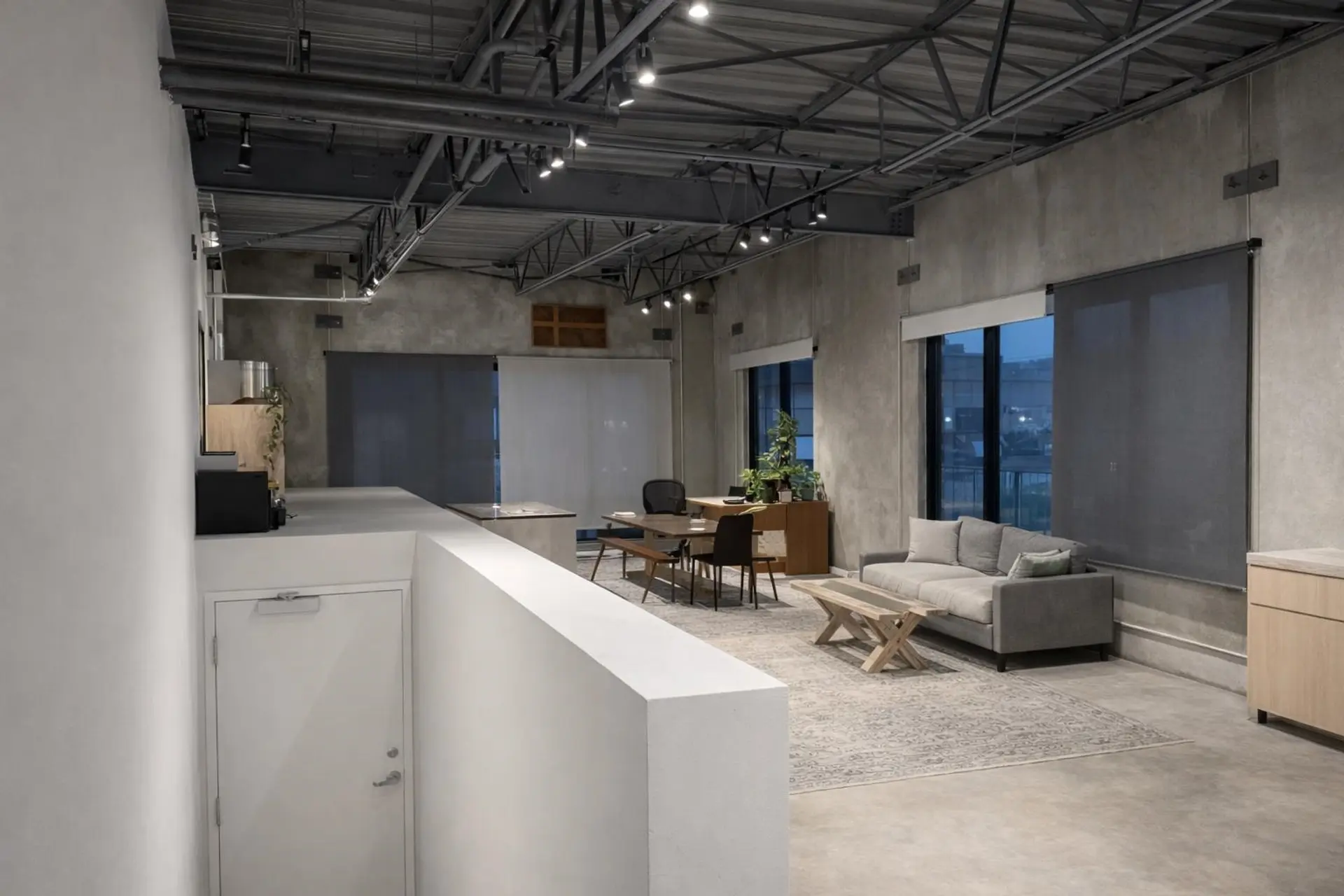 Property at #10 39449 QUEENS WAY, Squamish, BC