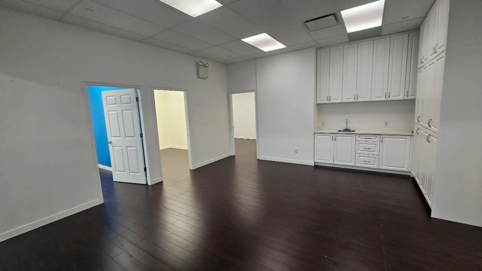 Property at #3025/ 3030/3035-4000 NO. 3 ROAD, Richmond, BC