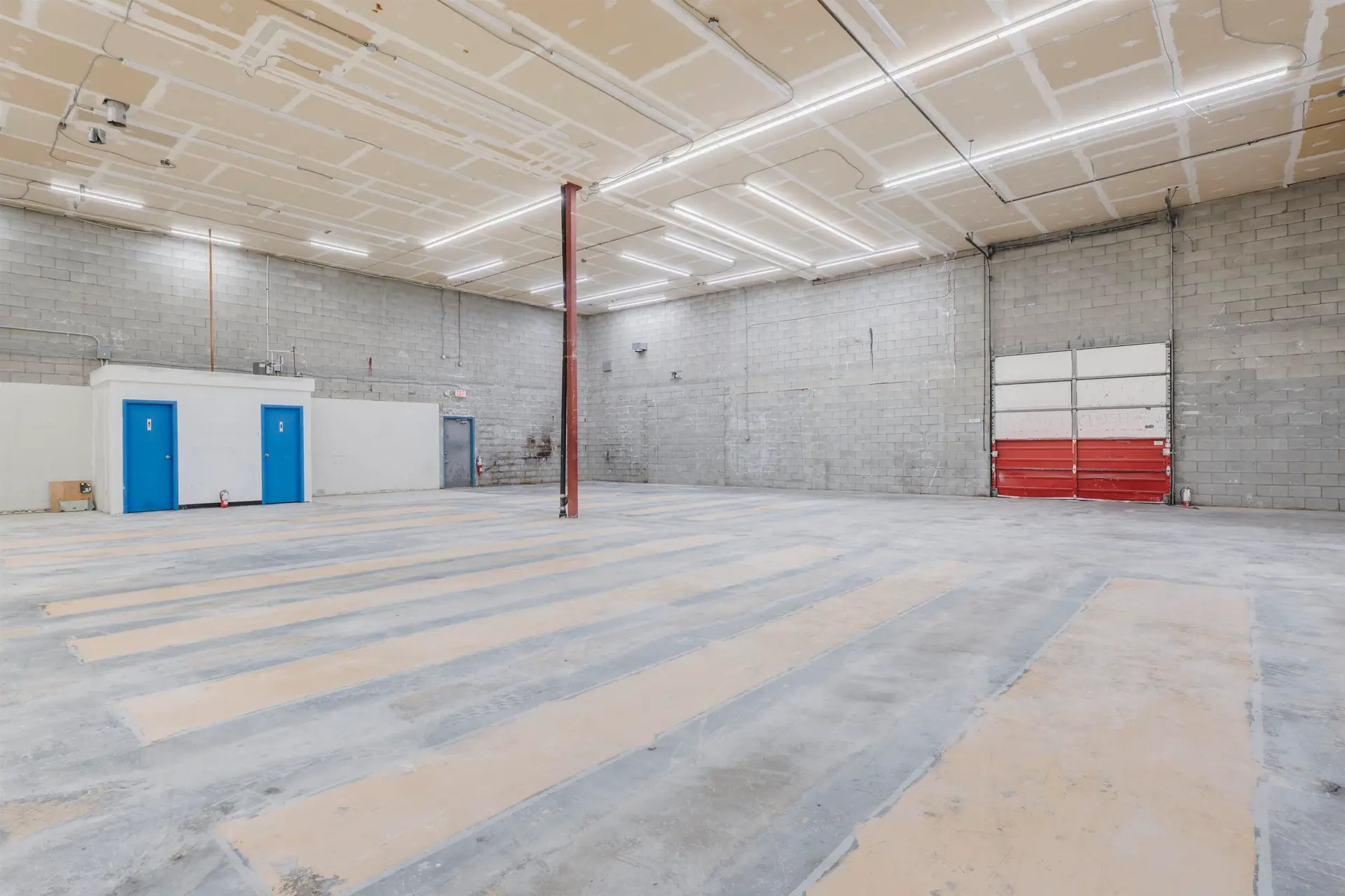 Property at #1 33324 SOUTH FRASER WAY, Abbotsford, BC