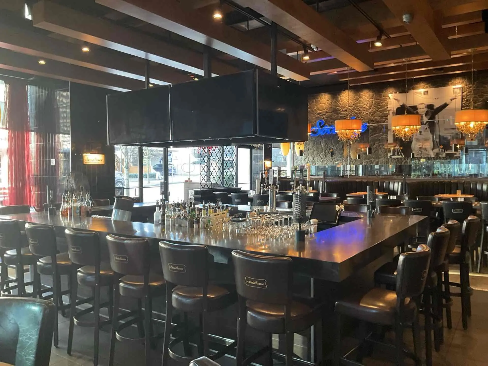 Property at 1908 ROSSER AVENUE, Burnaby, BC