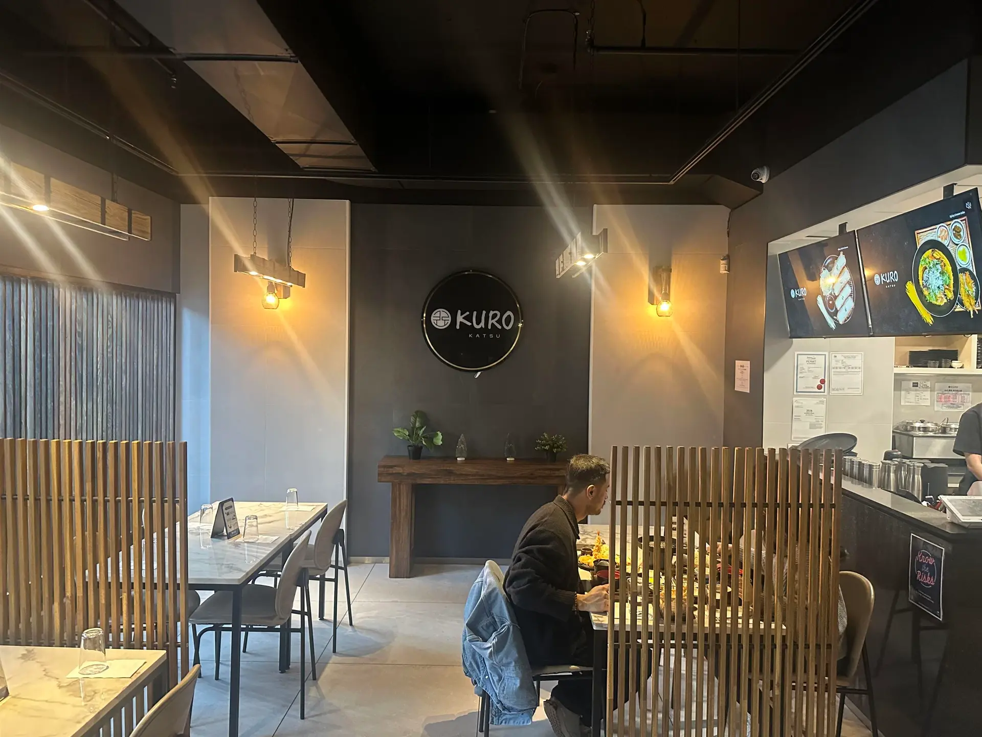 Property at 1471 ROBSON STREET, Vancouver, BC