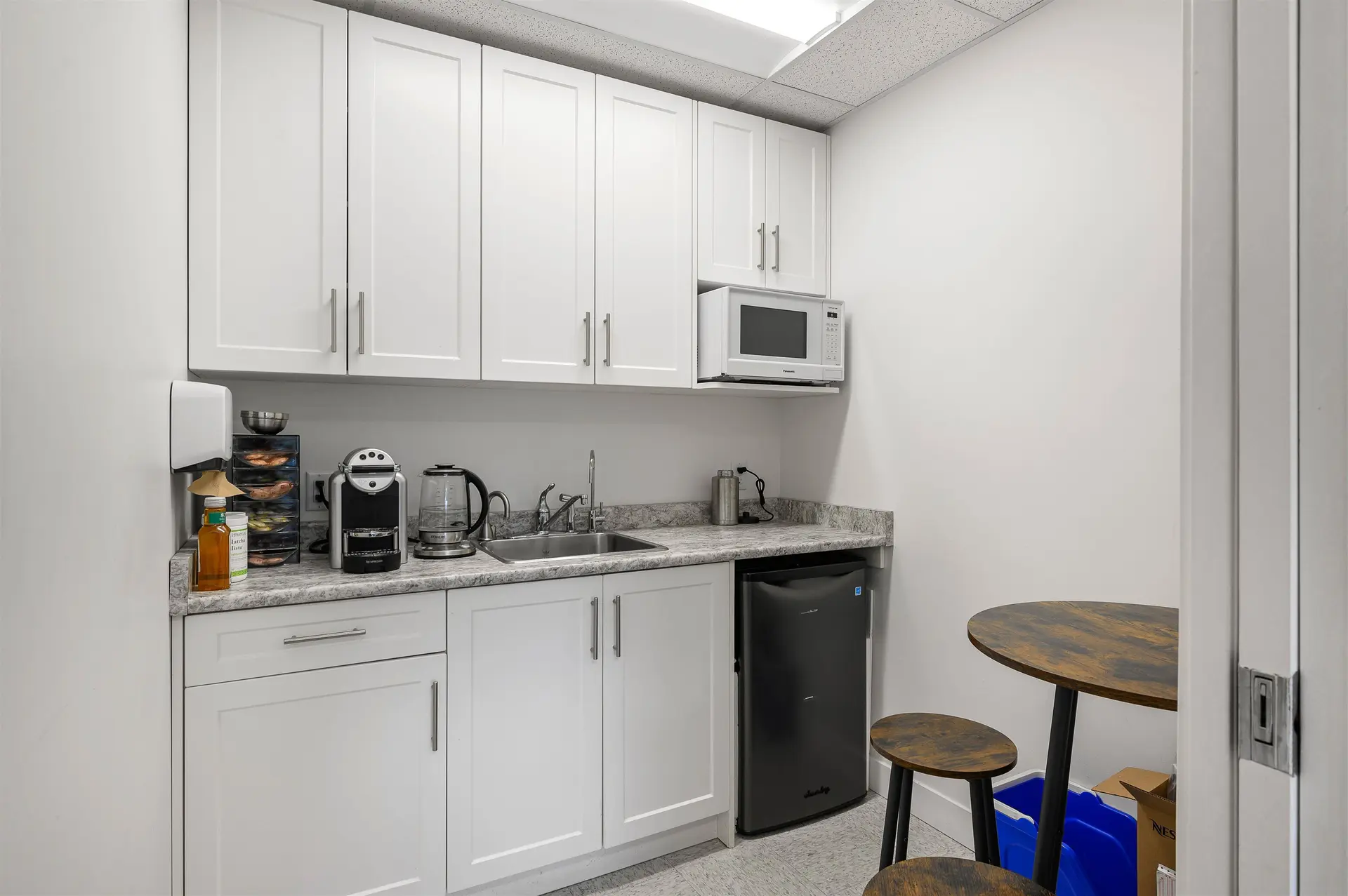 Property at #300-301 4388 BERESFORD STREET, Burnaby, BC