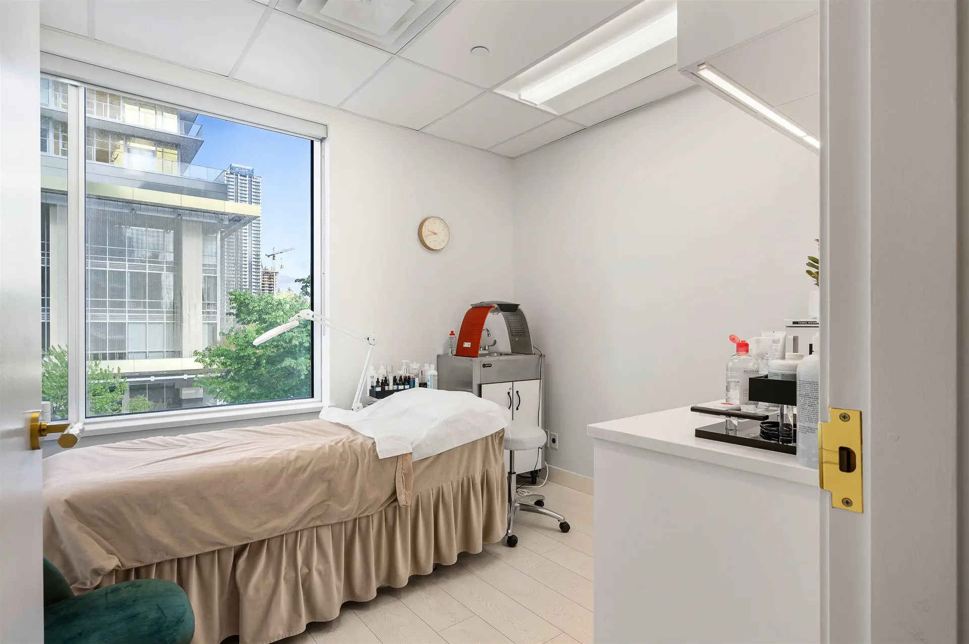 Property at #300-301 4388 BERESFORD STREET, Burnaby, BC