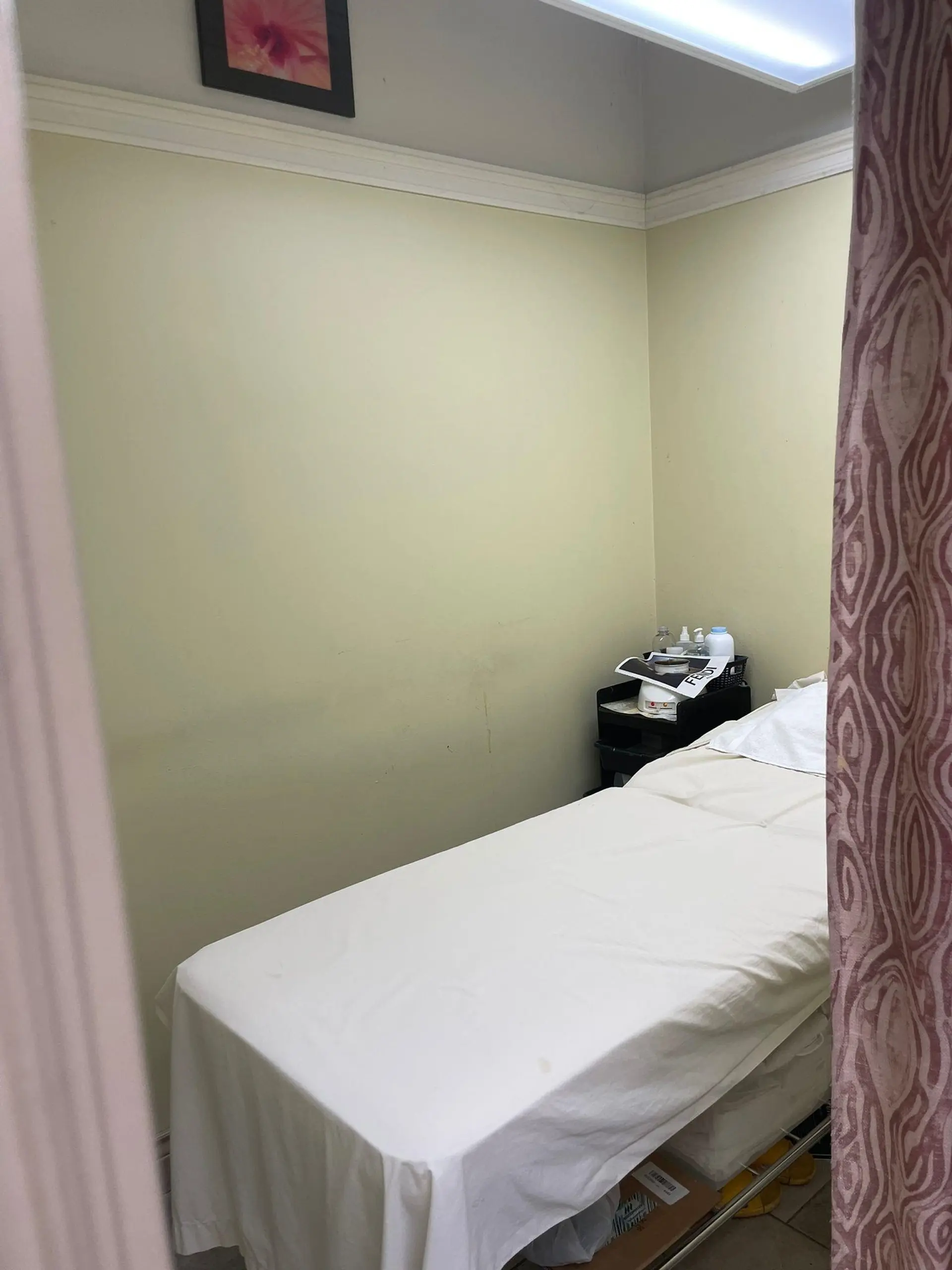 Property at #5 1725 ROBSON STREET, Vancouver, BC