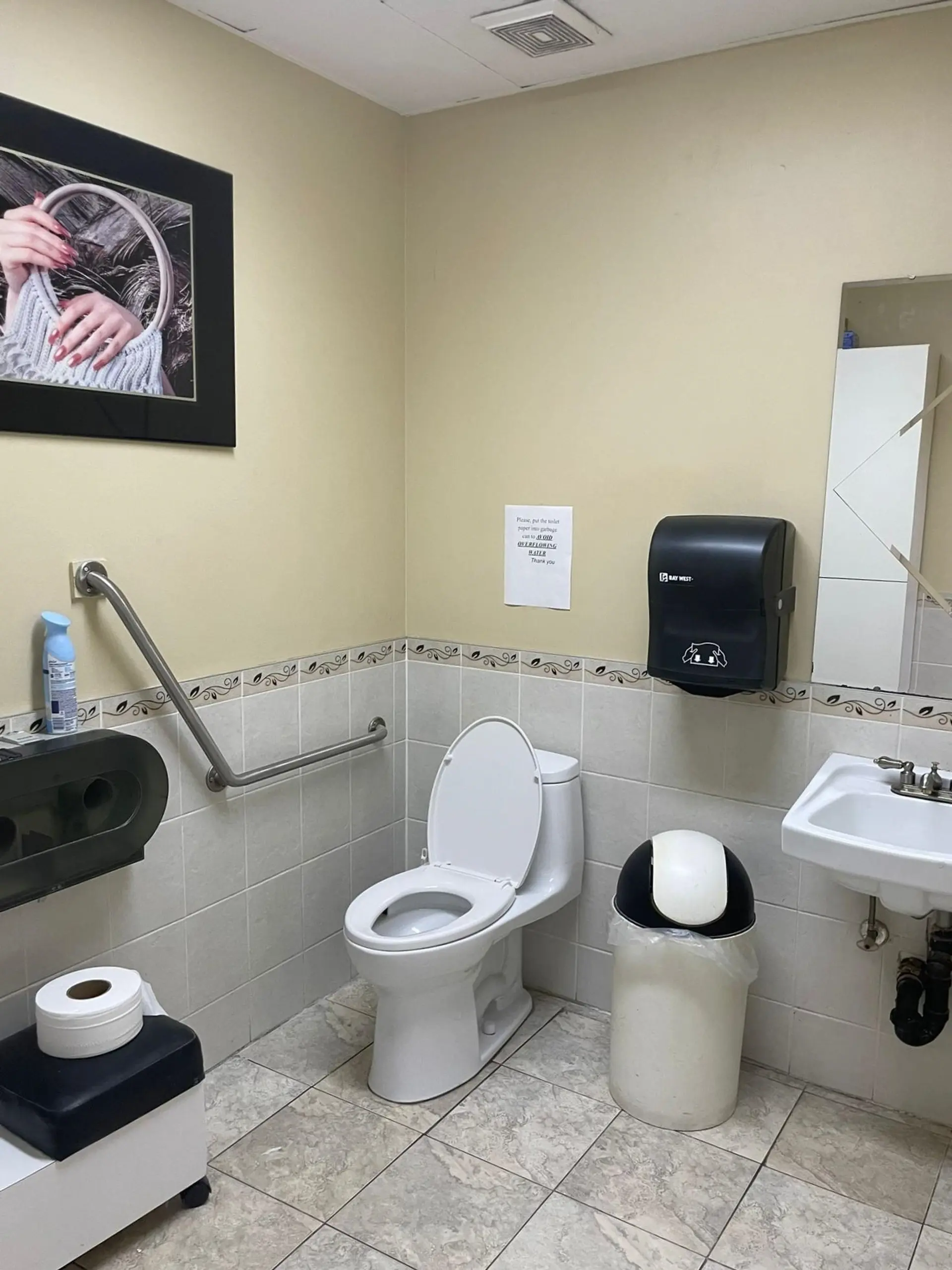 Property at #5 1725 ROBSON STREET, Vancouver, BC