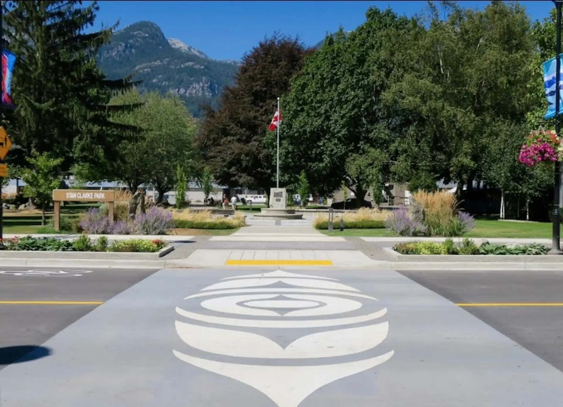 Property at 37972 SECOND AVENUE, Squamish, BC