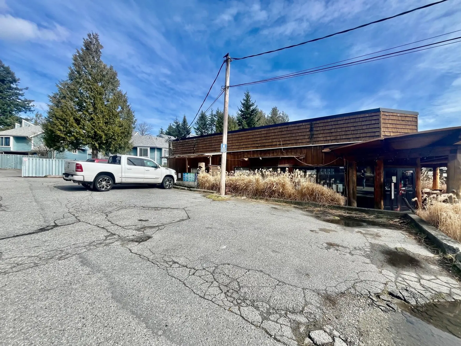 Property at 818 GIBSONS WAY, Gibsons, BC