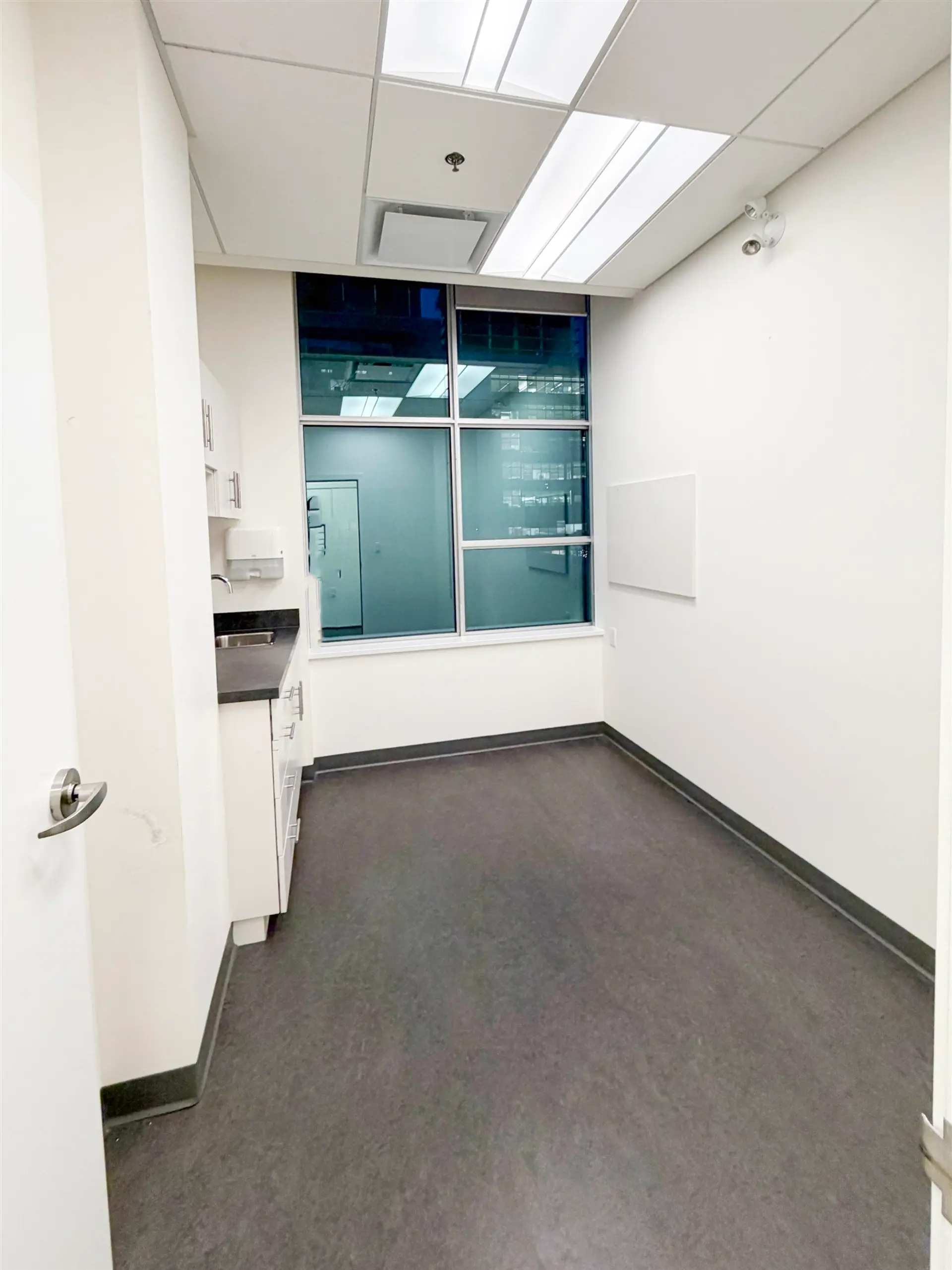 Property at #302 223 NELSON'S CRESCENT, New Westminster, BC